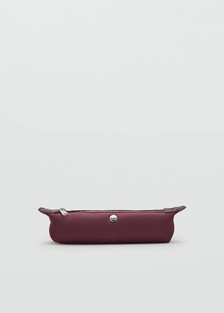 Nylon case with zip