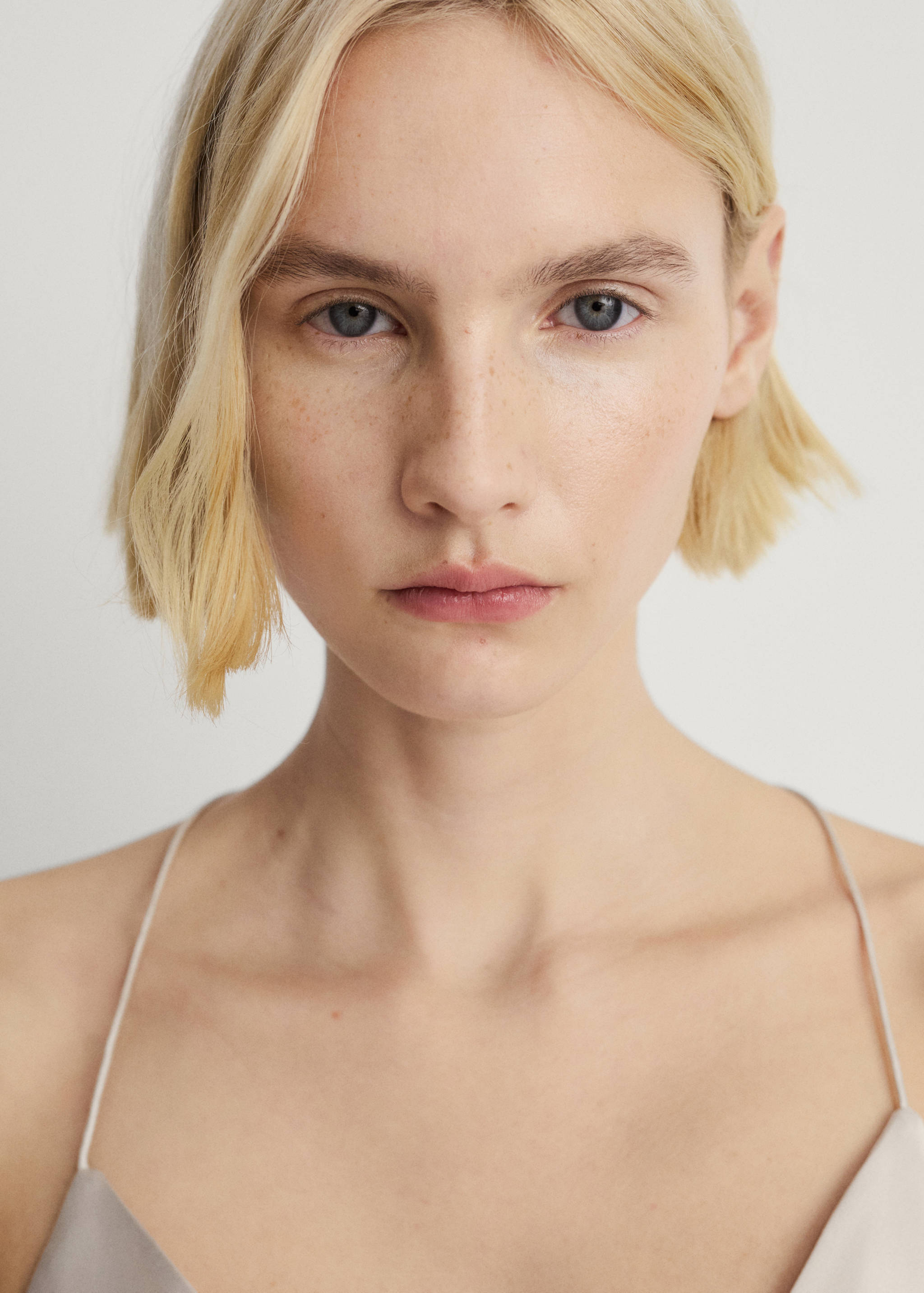 Silk pyjama top - Details of the article 1