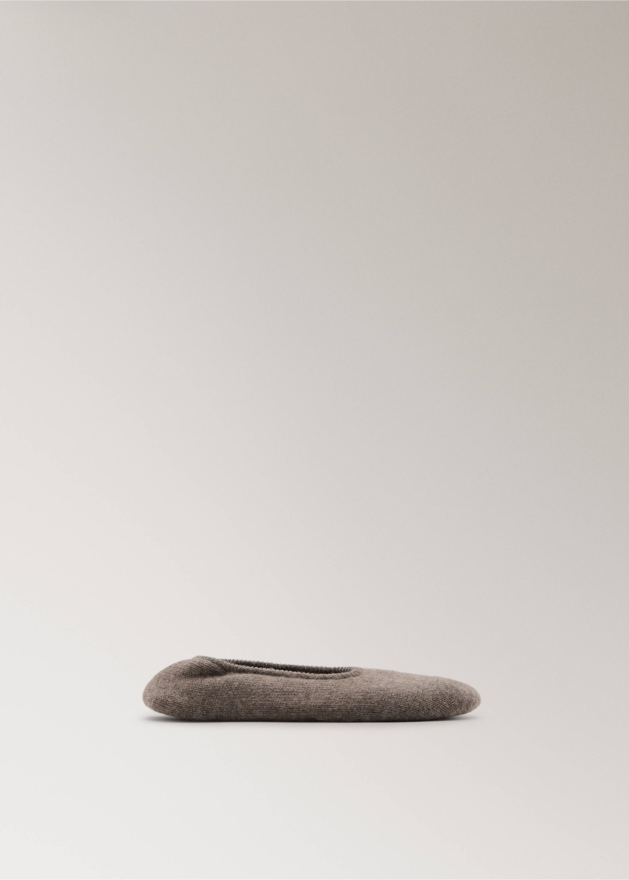 Chunky cashmere slippers - Article without model, Medium Brown. Ref: 17094131-00.