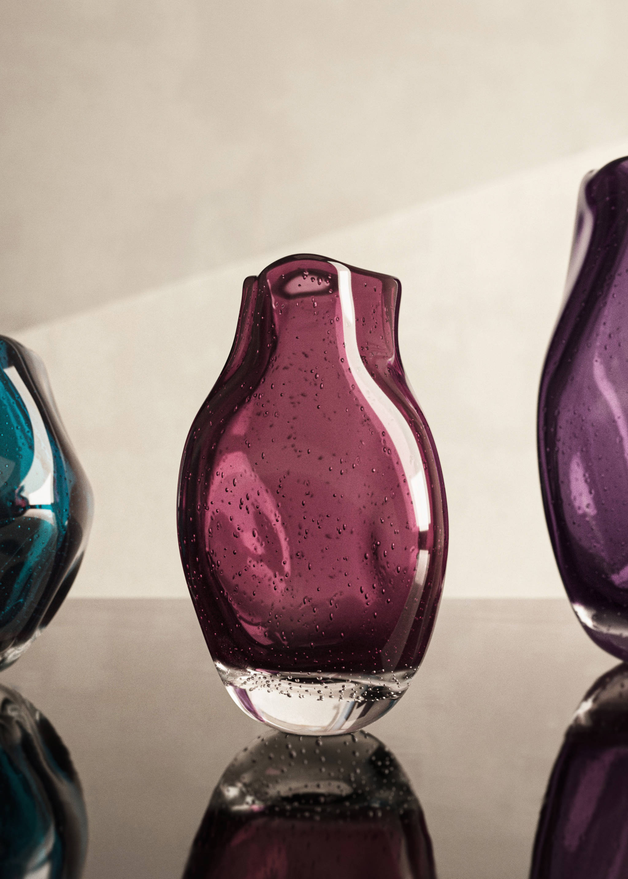 Irregular glass vase - General plane