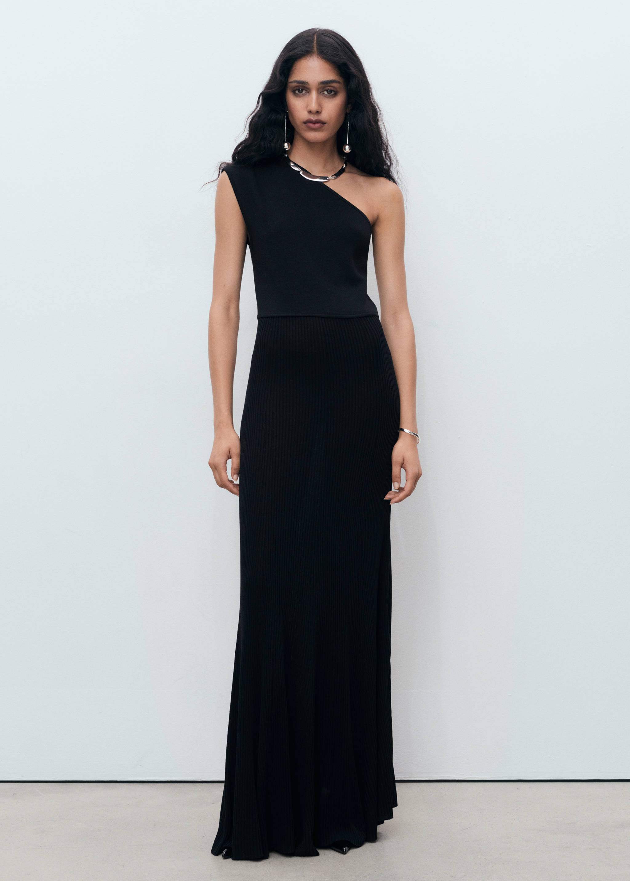 Asymmetrical combined-knit dress - General plane