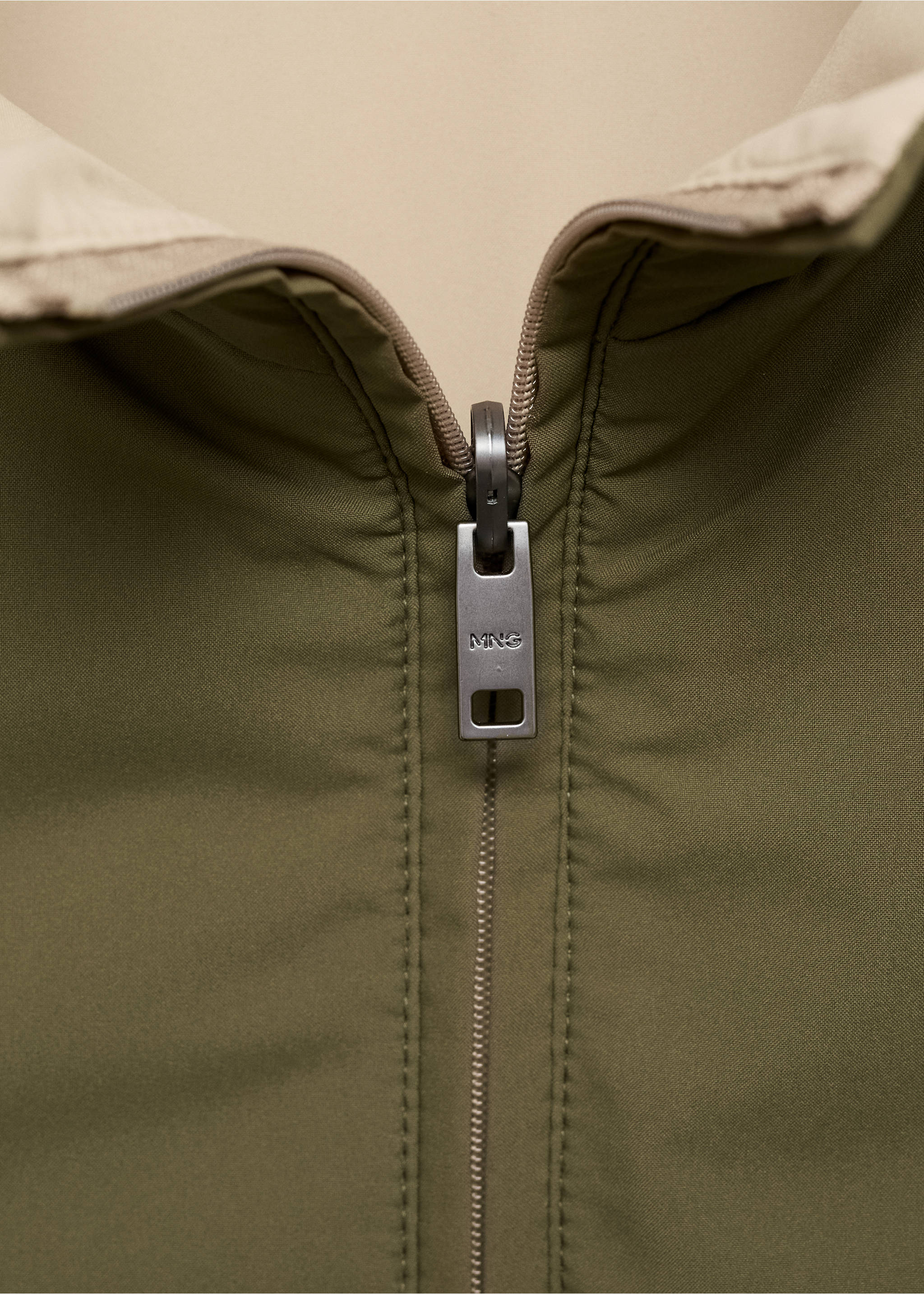 Chaleco reversible water repellent - Detalle del artículo 8, Verde. Ref: 17094402-00.
