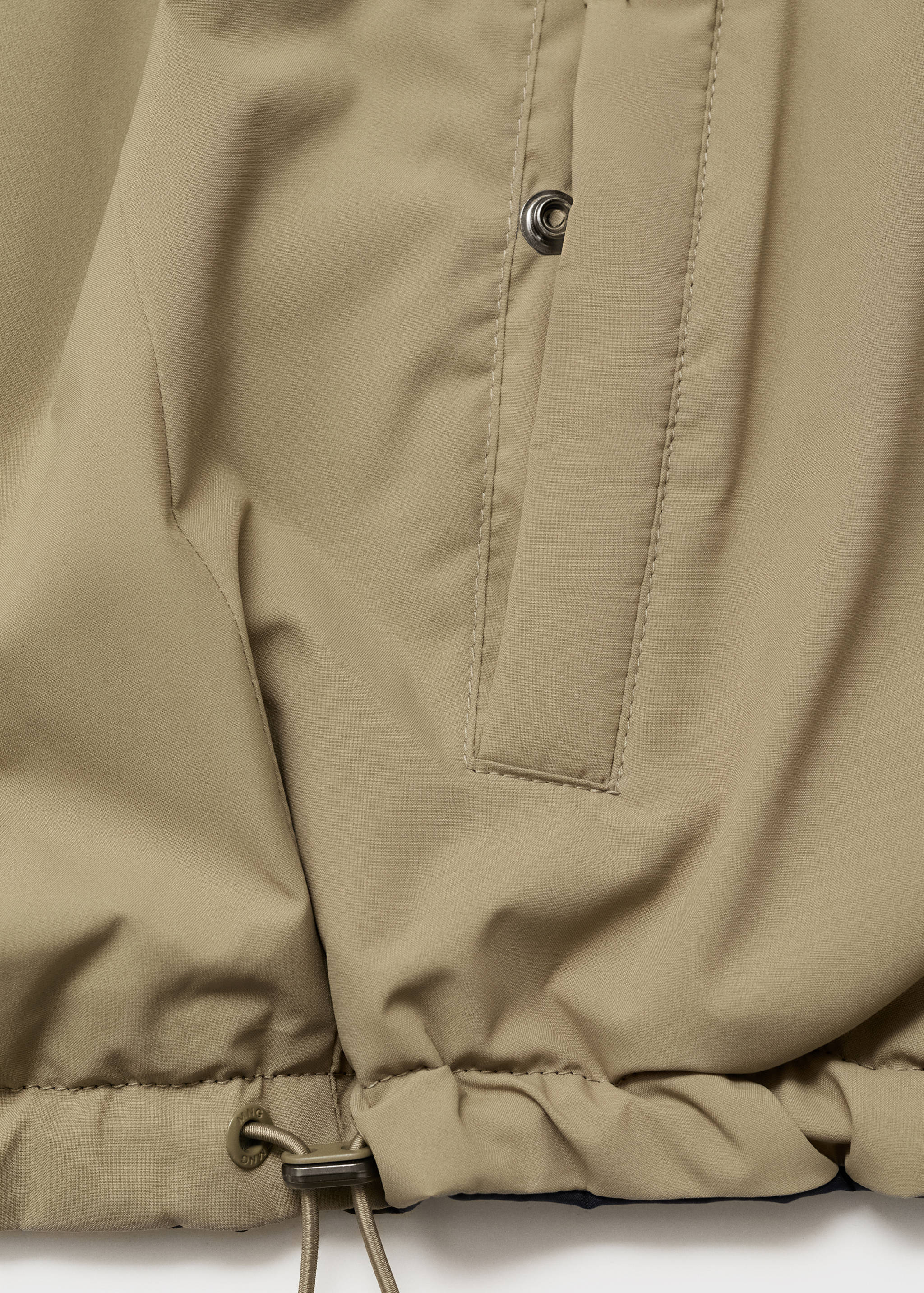 Reversible water-repellent gilet - Details of the article 0
