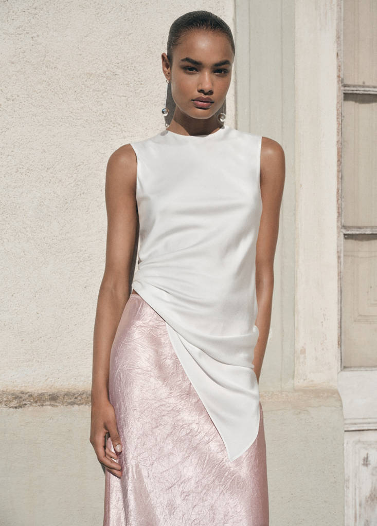 Creased-effect satin skirt - angle 1