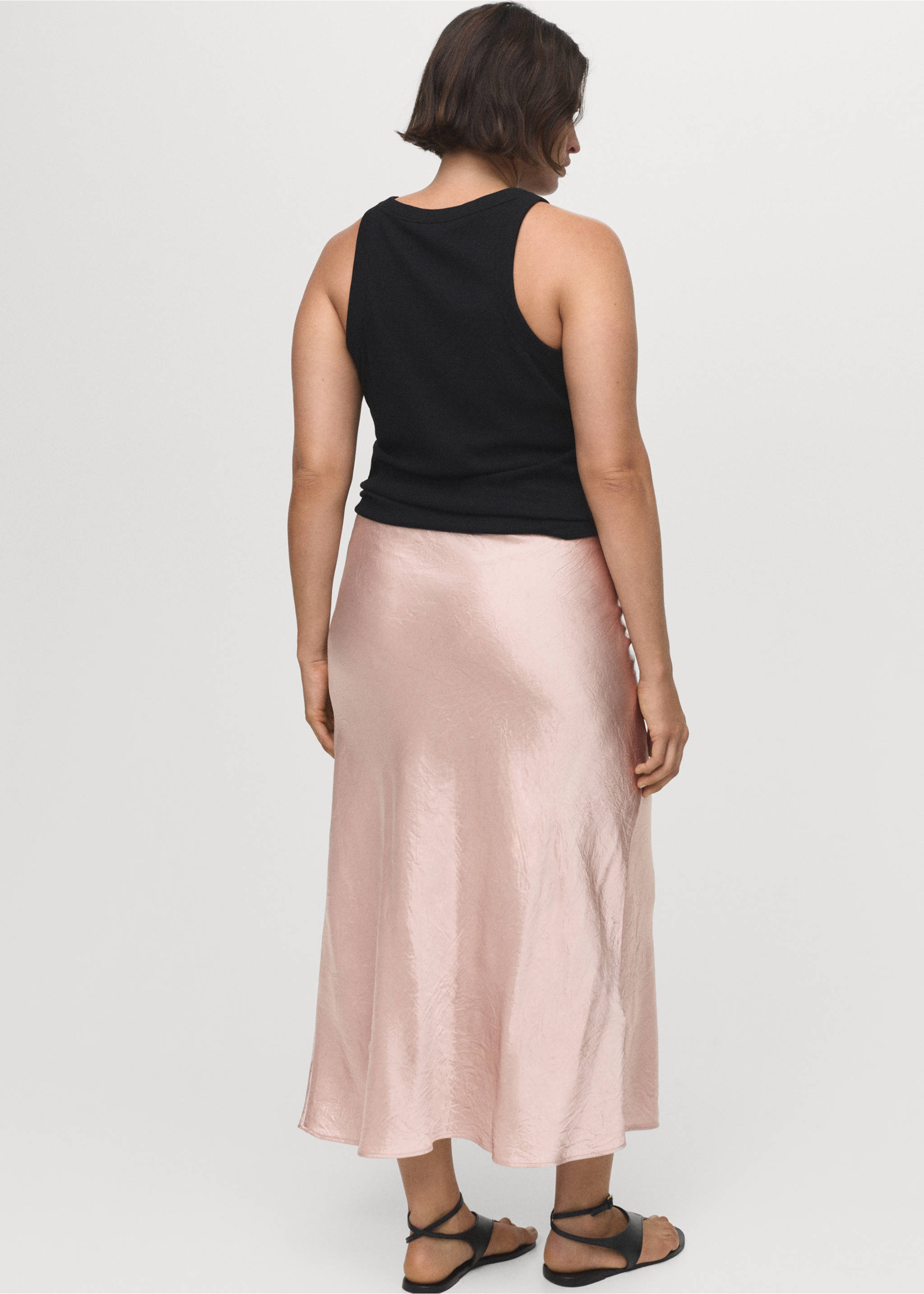Creased-effect satin skirt - Details of the article 4, Pastel Pink. Ref: 17094424-00.