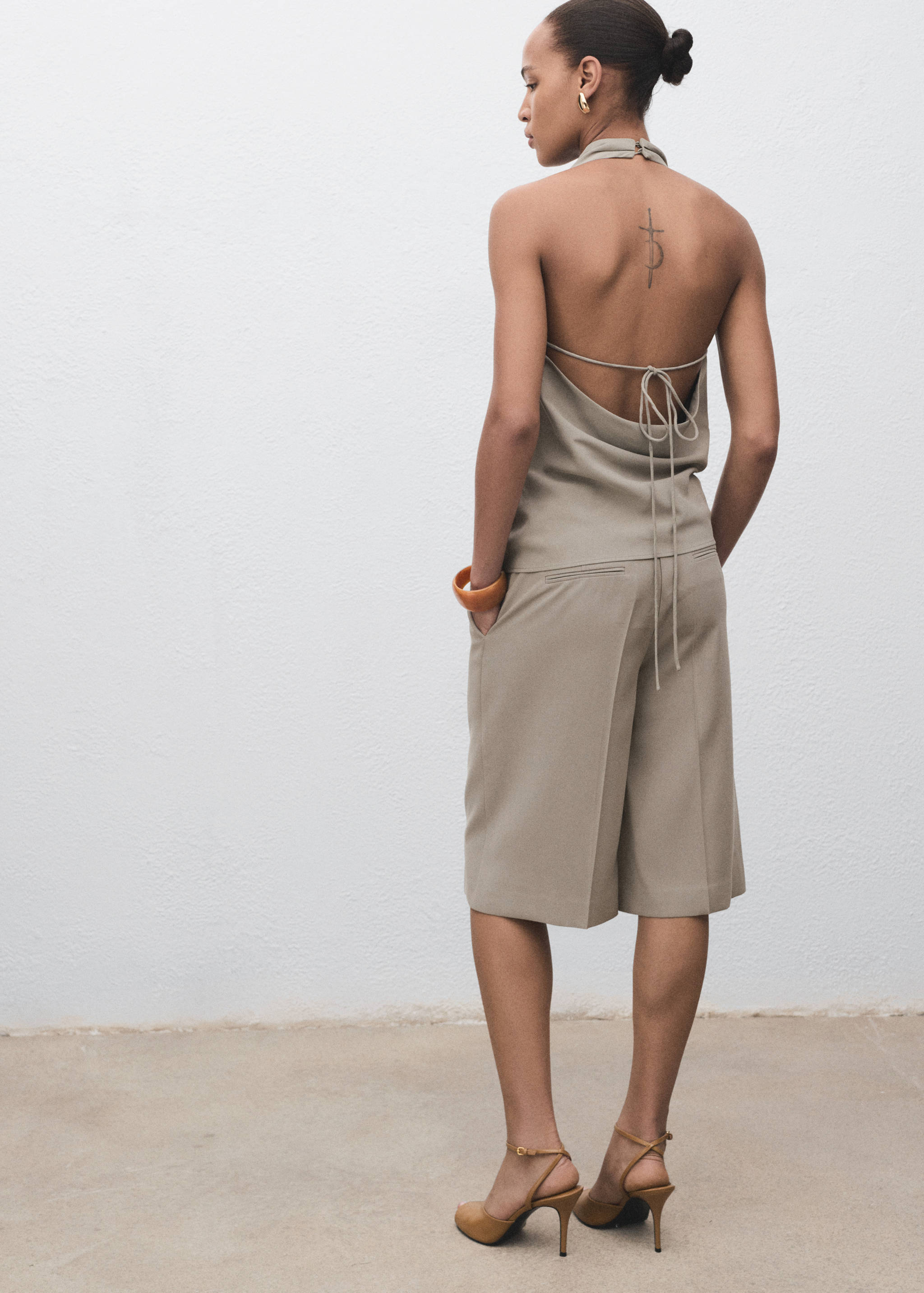 Calções de fato com cintura média - Verso do artigo