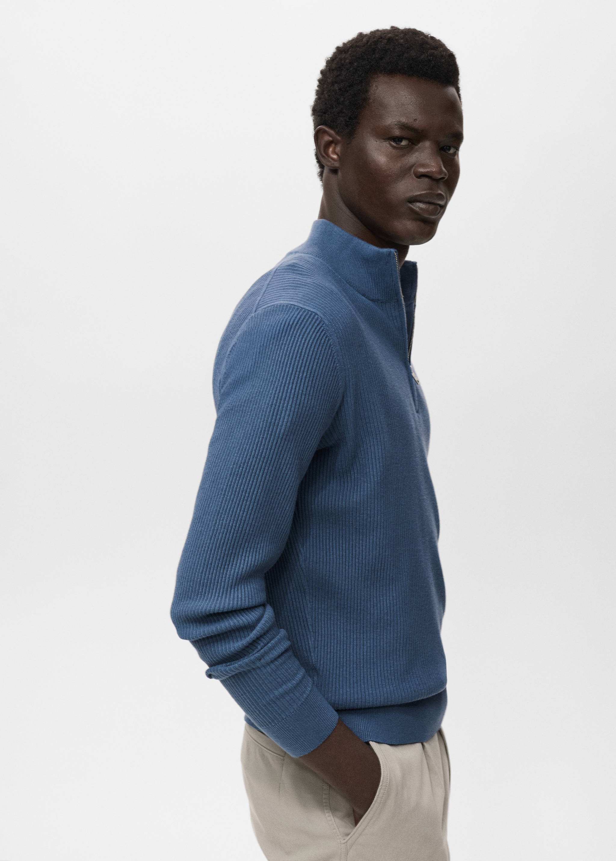 Ribbed sweater with zip neck - Details of the article 2