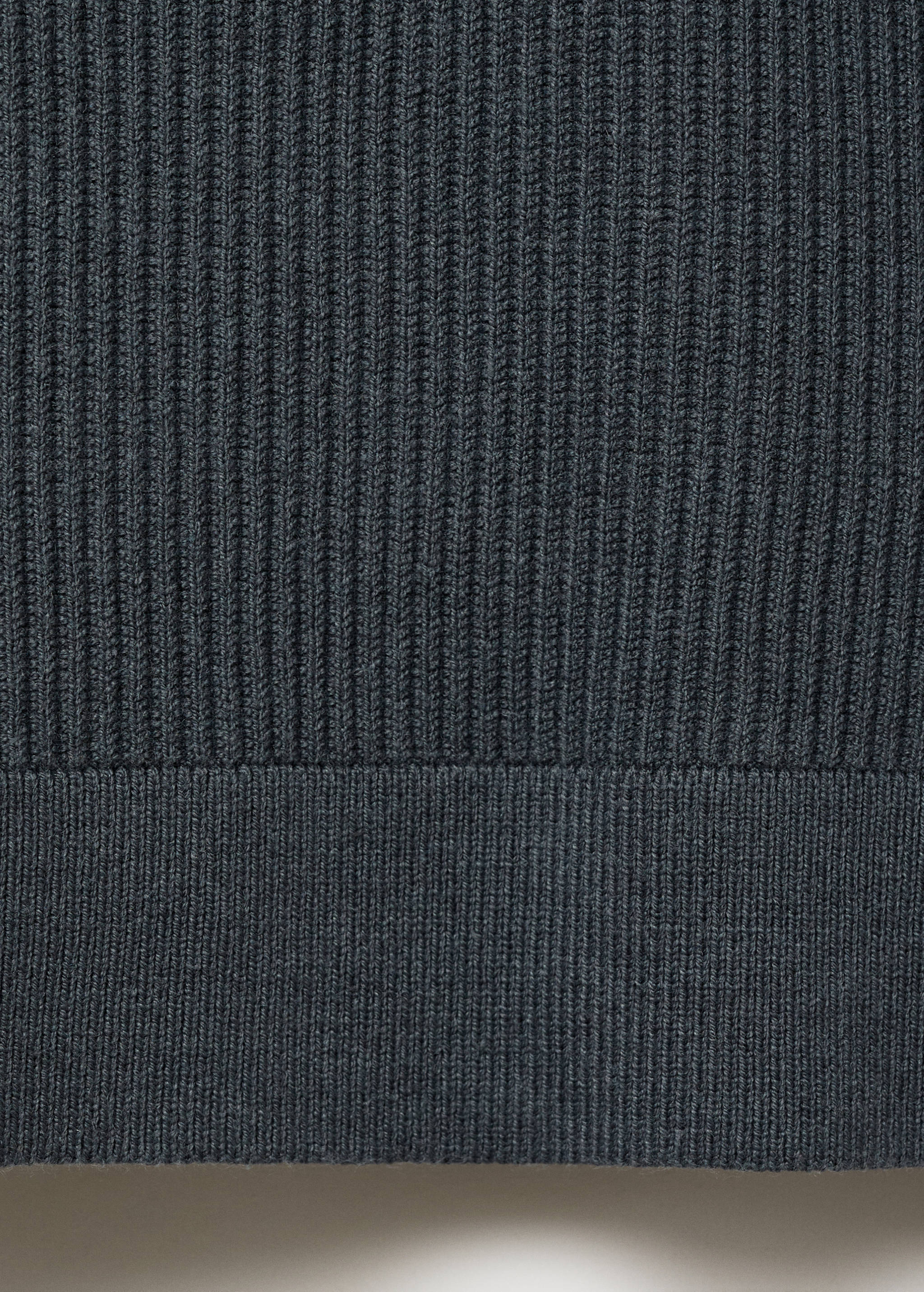 Ribbed sweater with zip neck - Details of the article 0