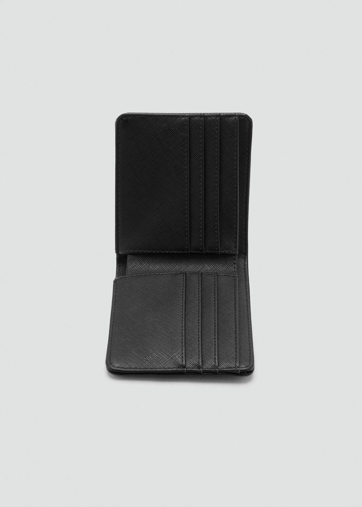 Essential wallet — Black