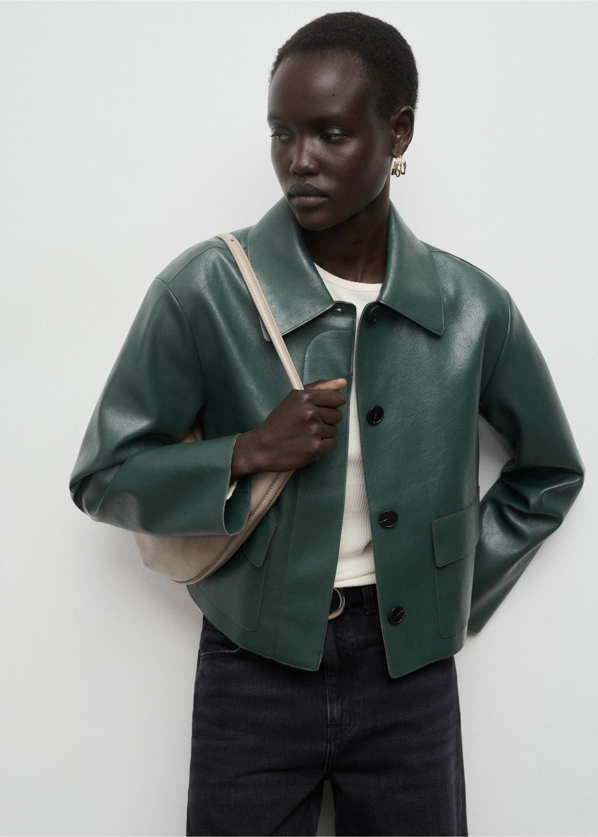 Faux-leather jacket with pockets - Medium plane, Green. Ref: 17094433-00.