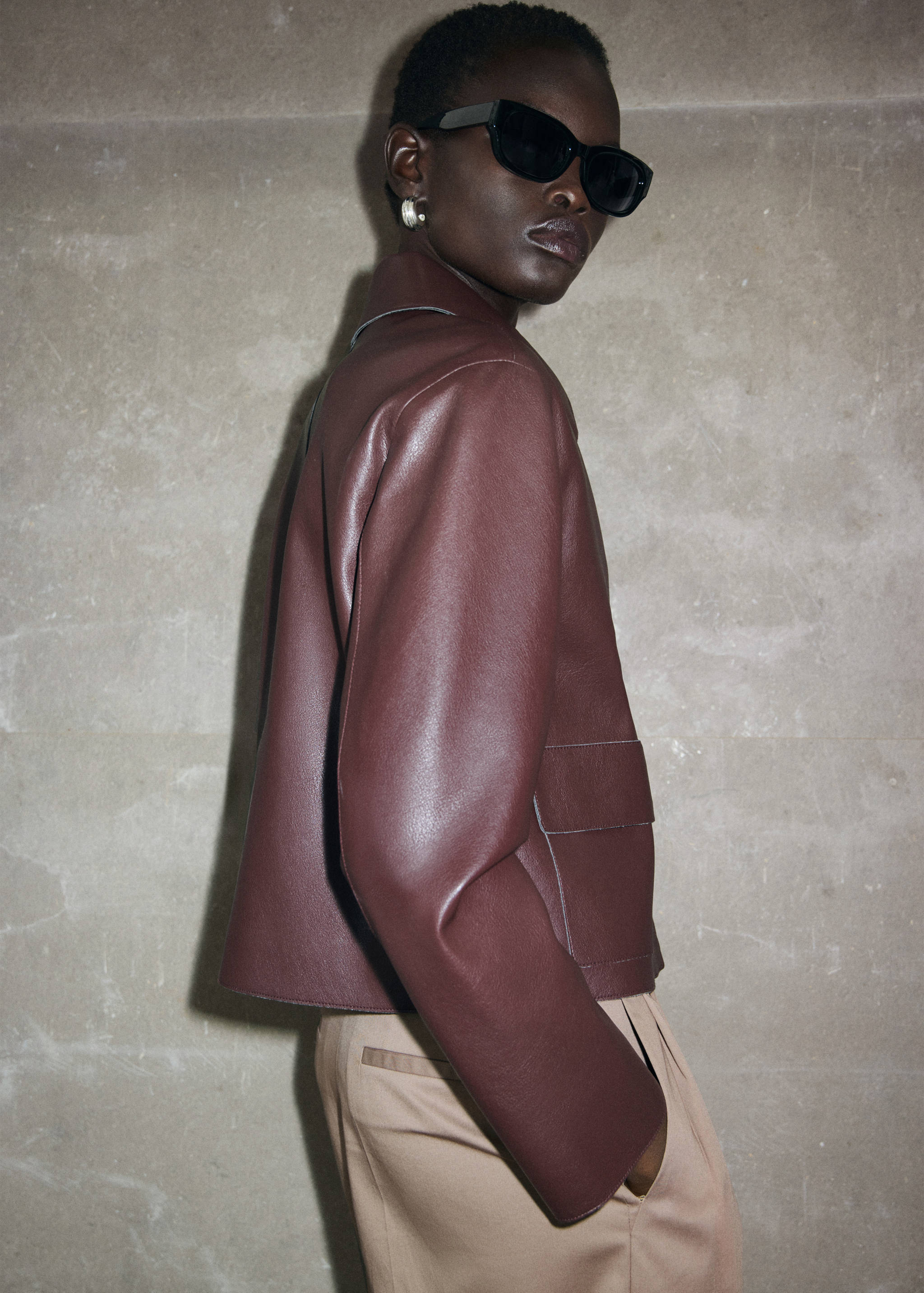 Faux-leather jacket with pockets - Reverse of the article