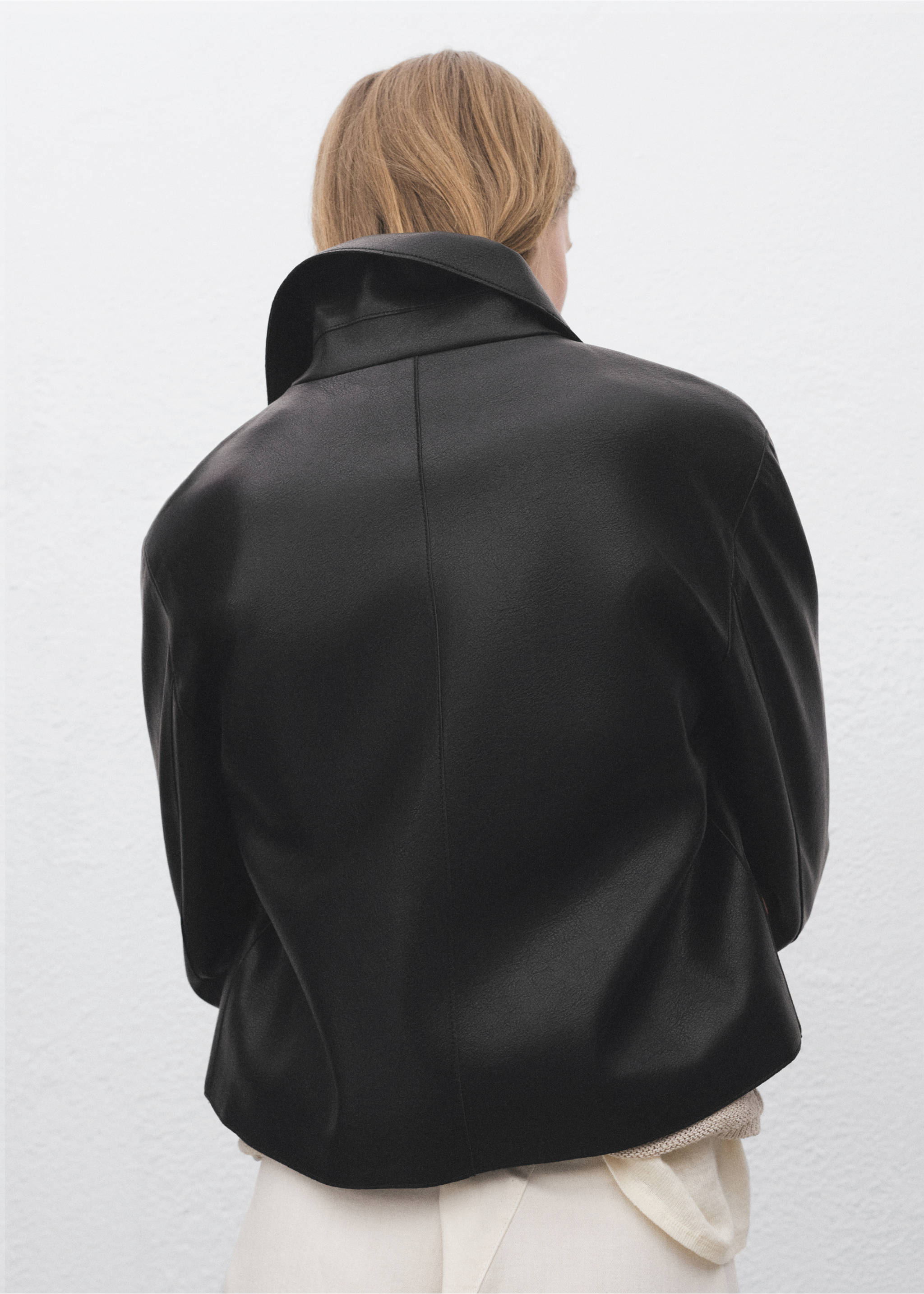 Faux-leather jacket with pockets - Reverse of the article, Black. Ref: 17094433-00.