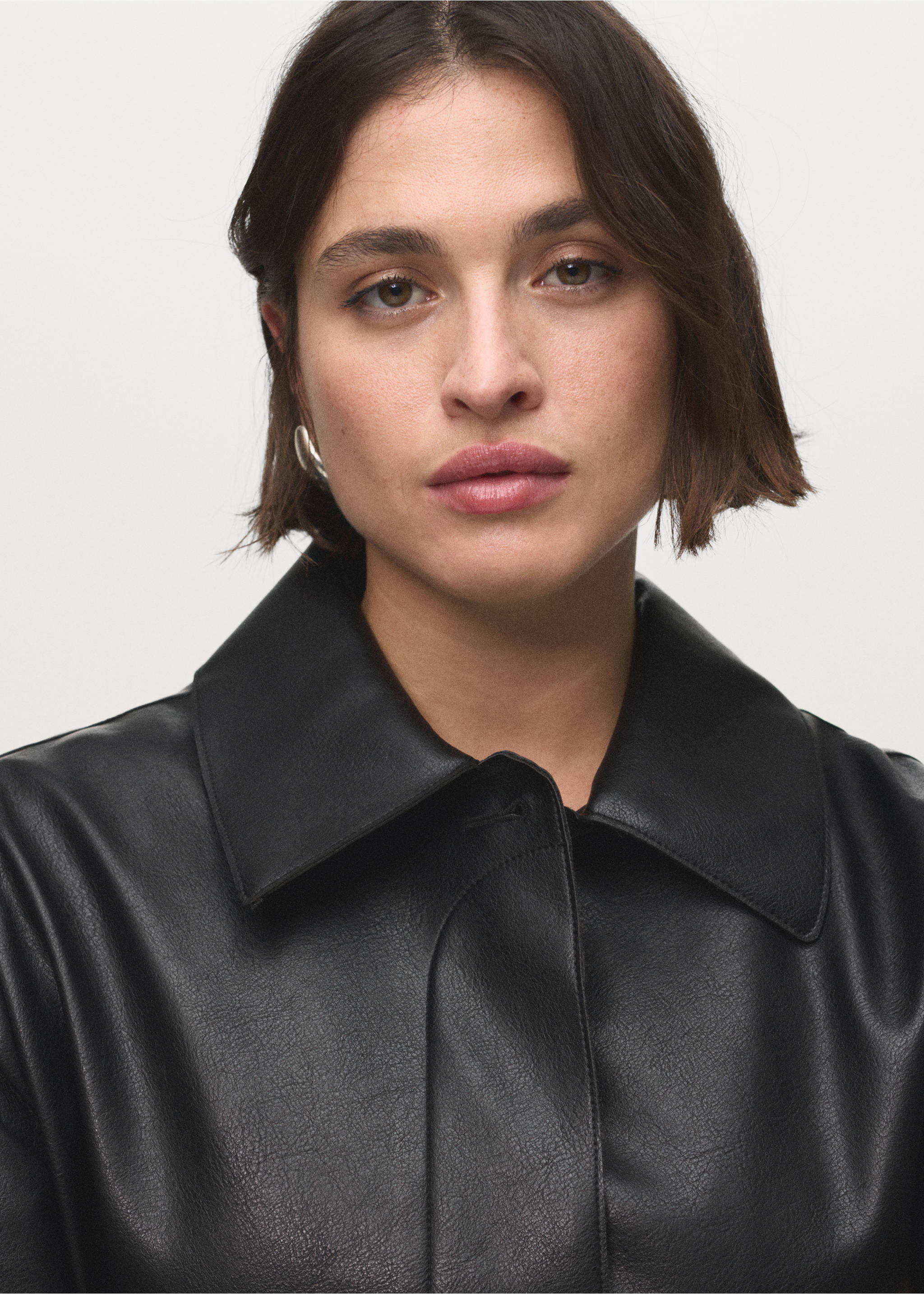 Faux-leather jacket with pockets - Details of the article 4, Black. Ref: 17094433-00.