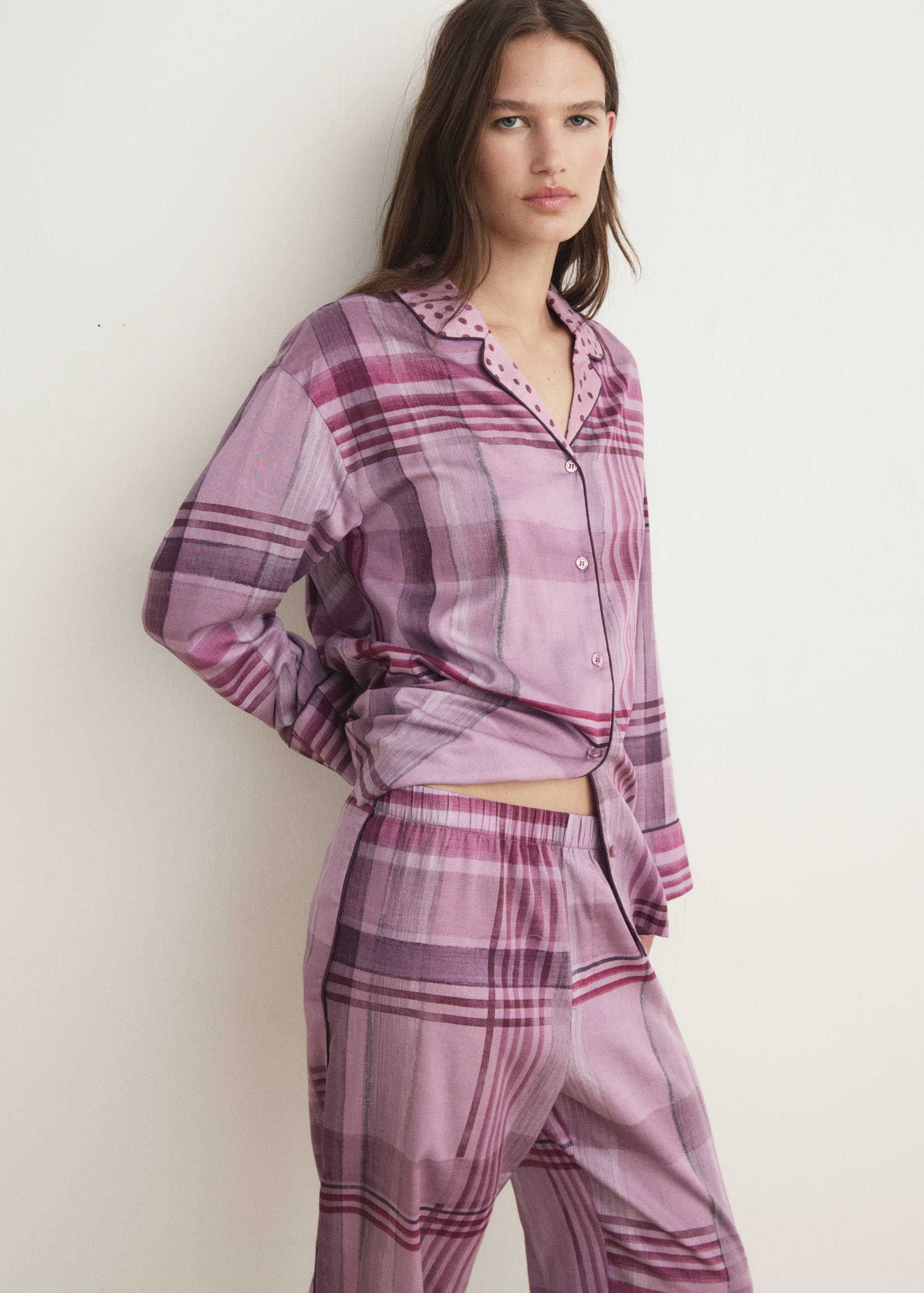 Printed pajama pants with piping - Details of the article 1