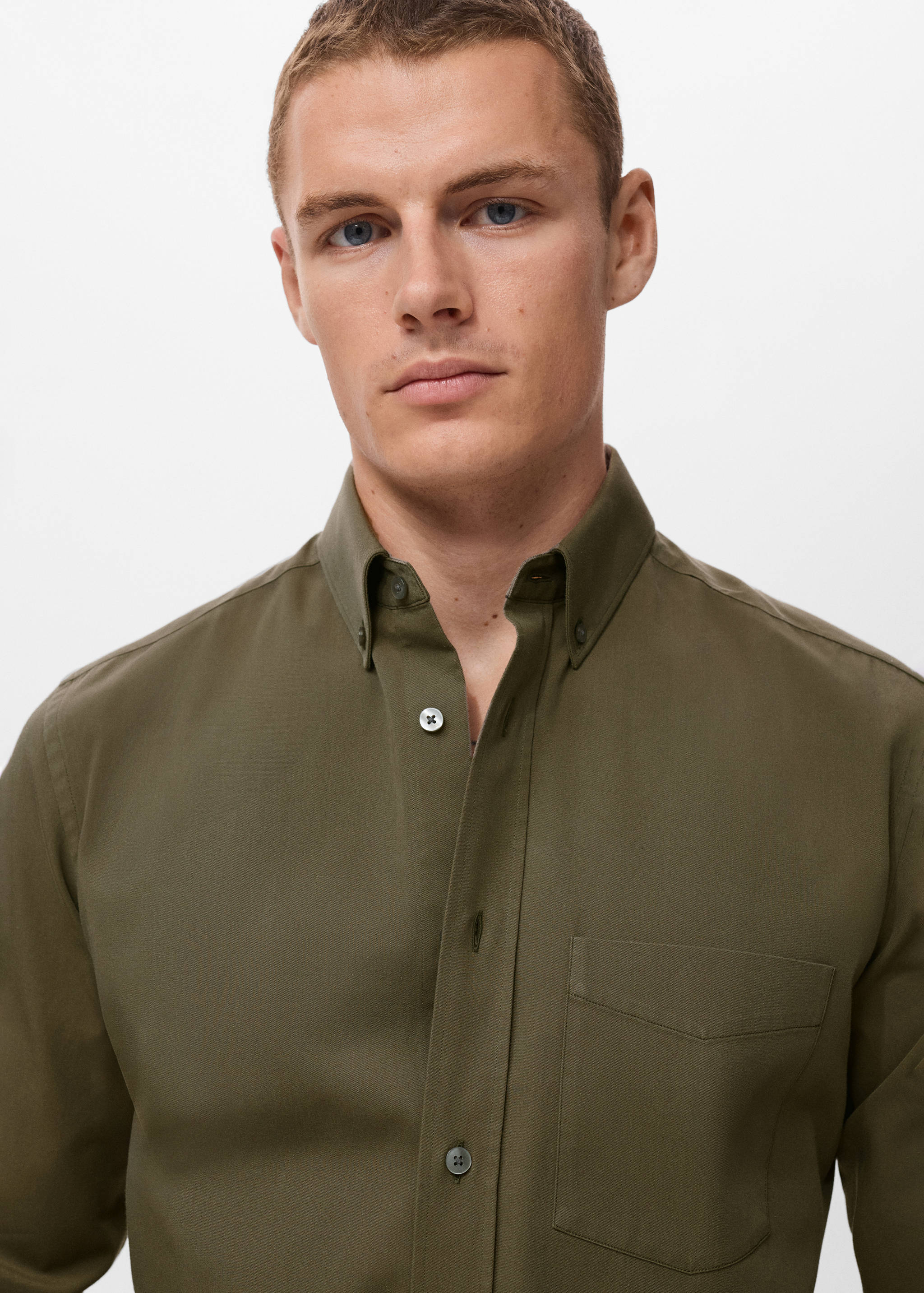 Рубашка 100% хлопок regular fit с карманом - Деталь изделия 1