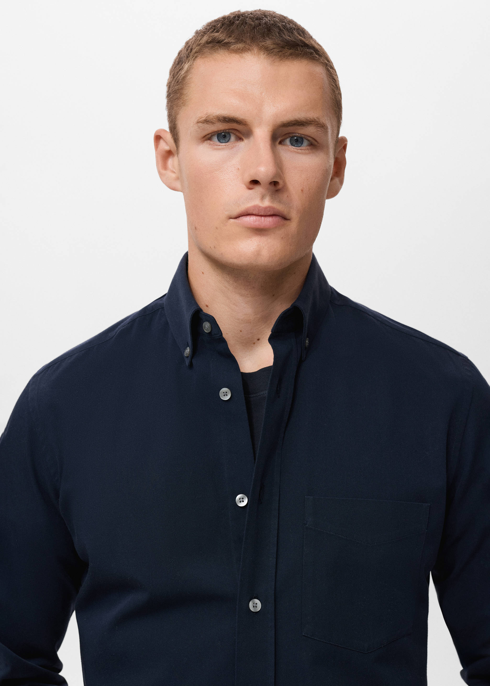 Рубашка 100% хлопок regular fit с карманом - Деталь изделия 1