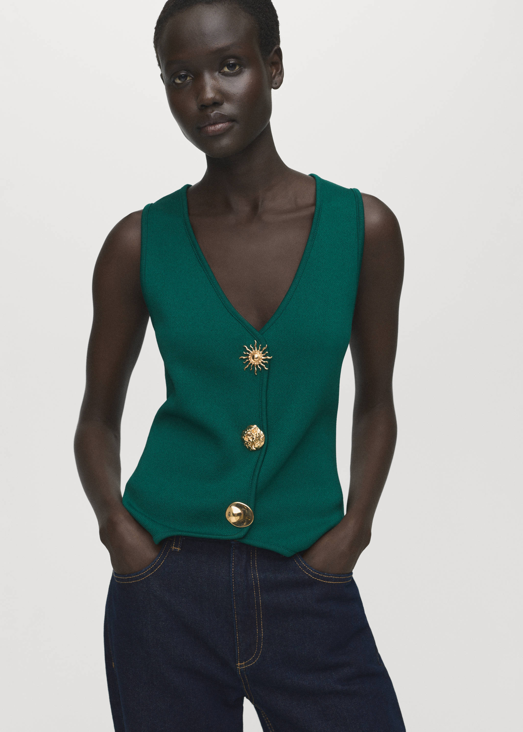 Gilet maille boutons bijoux - Plan moyen