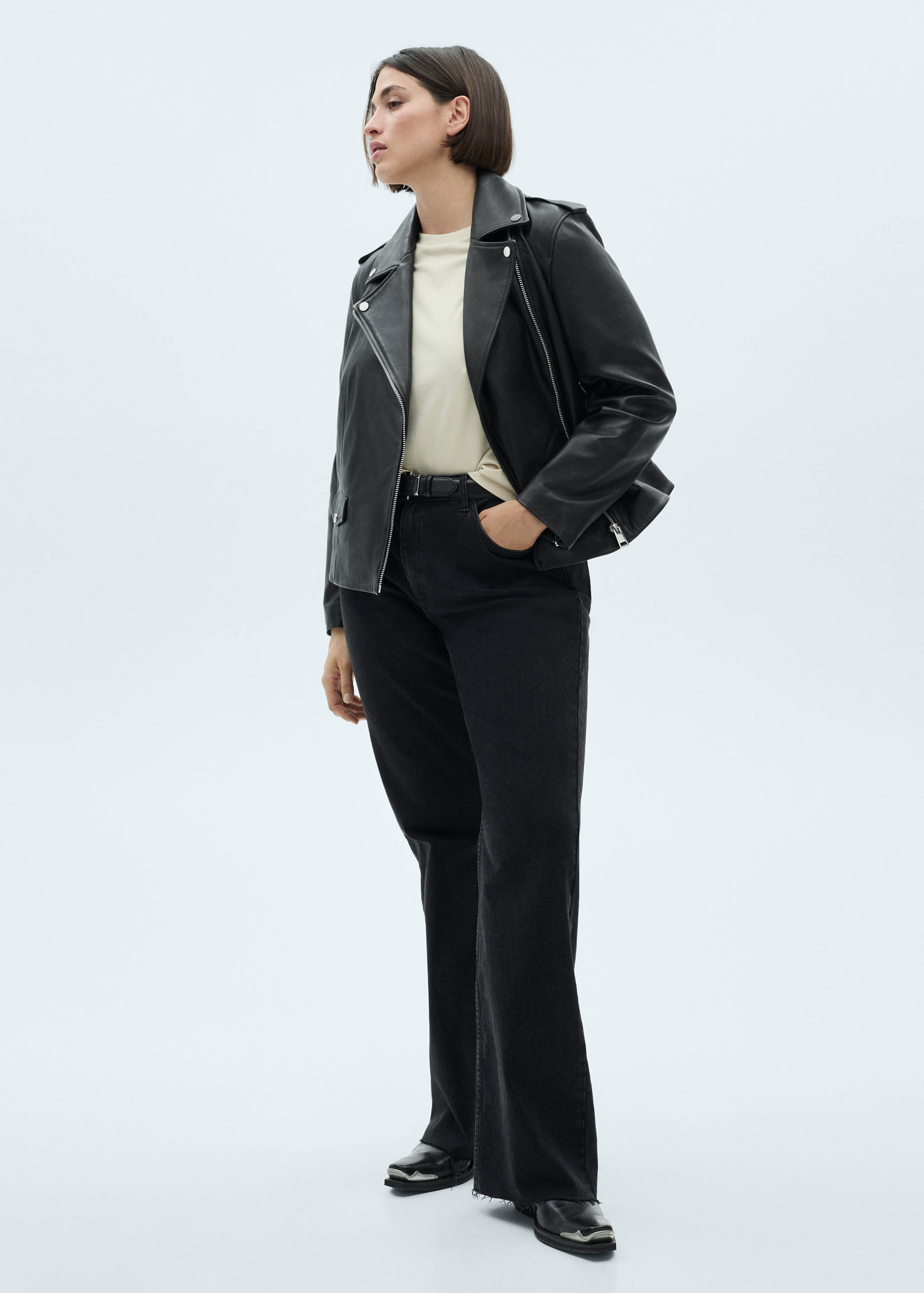 Motoros bőrdzseki - A termék adatai 3