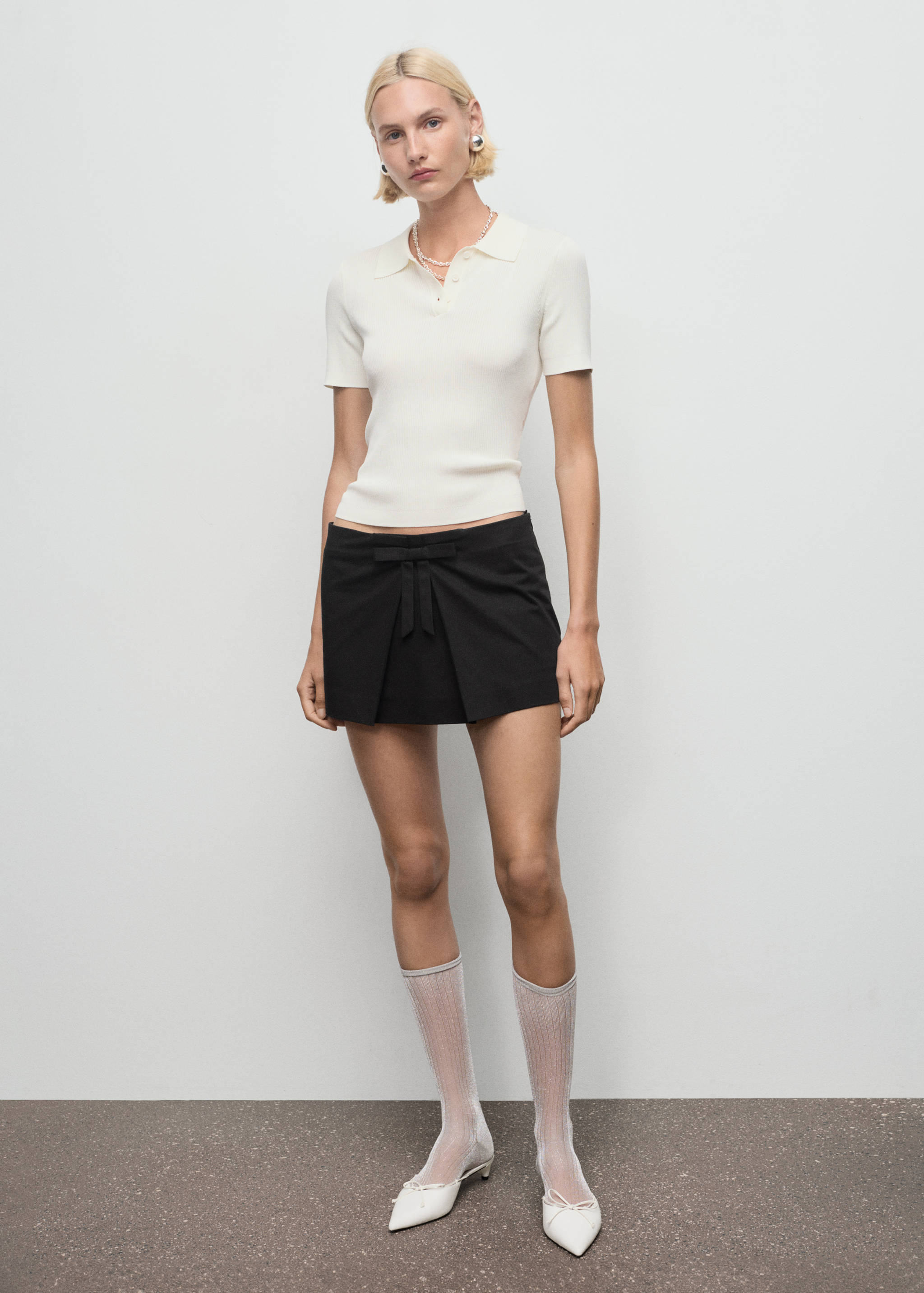 Mini suknja-hlače s mašnom - Opći prikaz