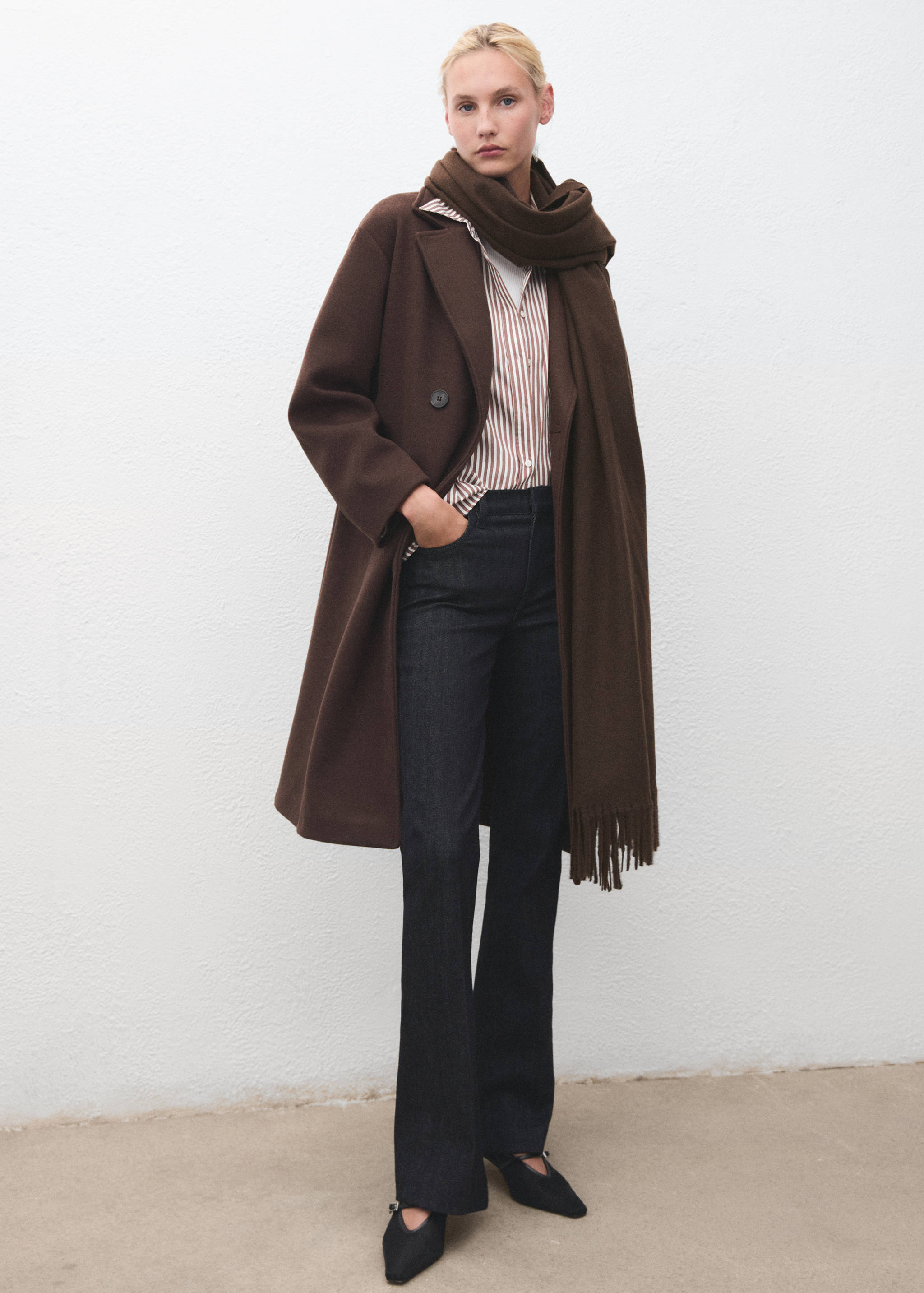 Fringed edge scarf - General plane