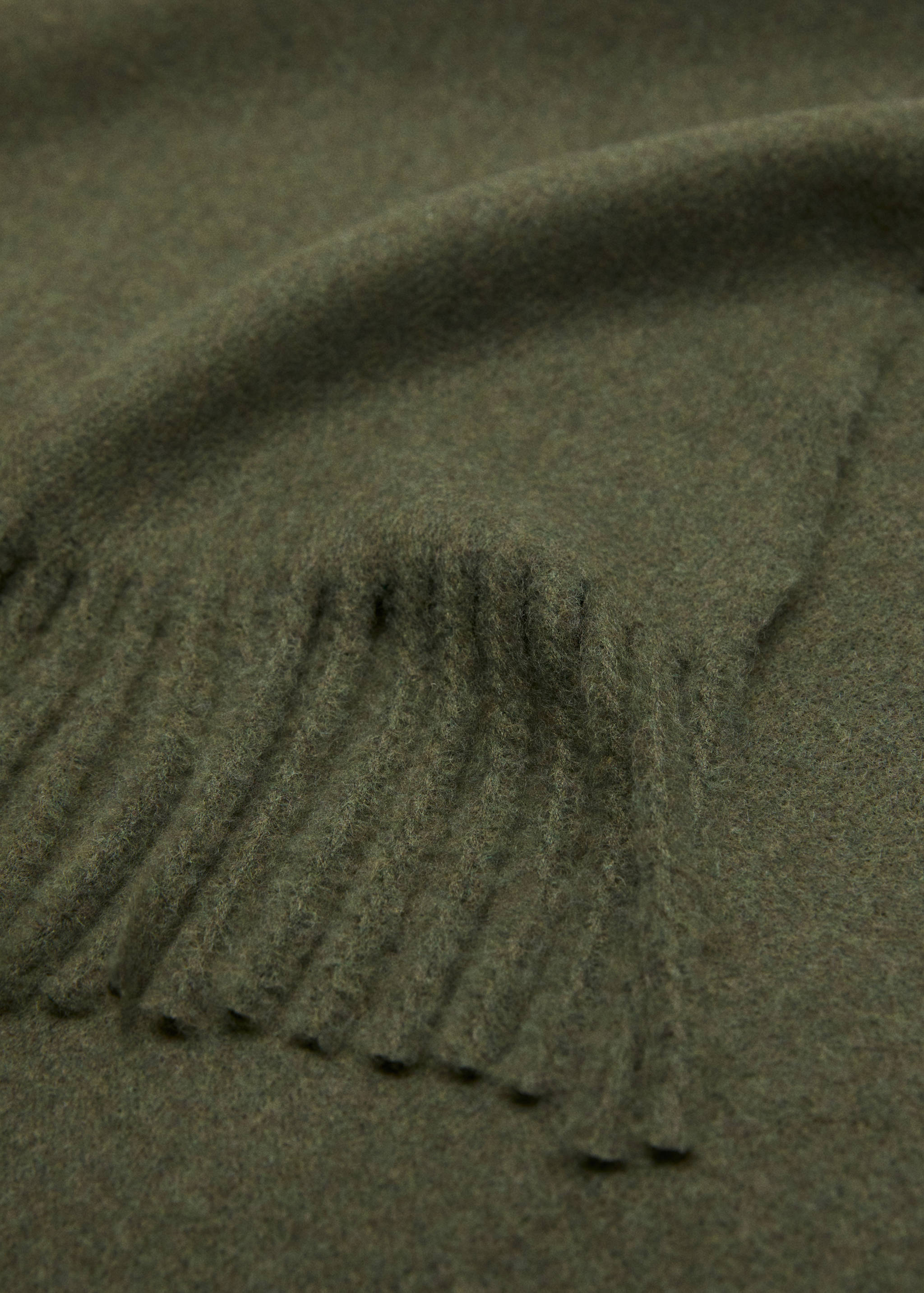 Fringed edge scarf - Medium plane