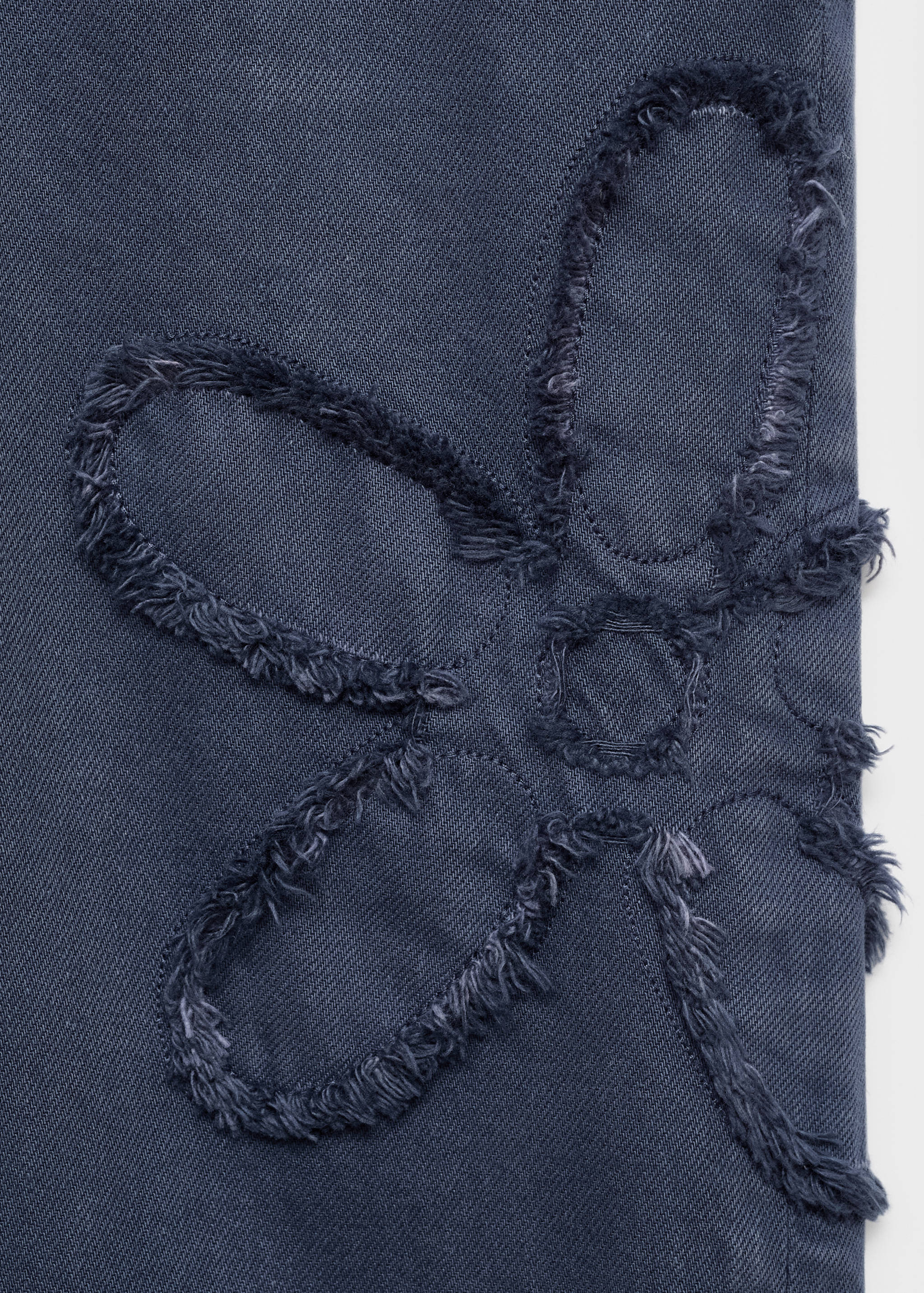 Wide leg jeans with flower detail - Details of the article 0