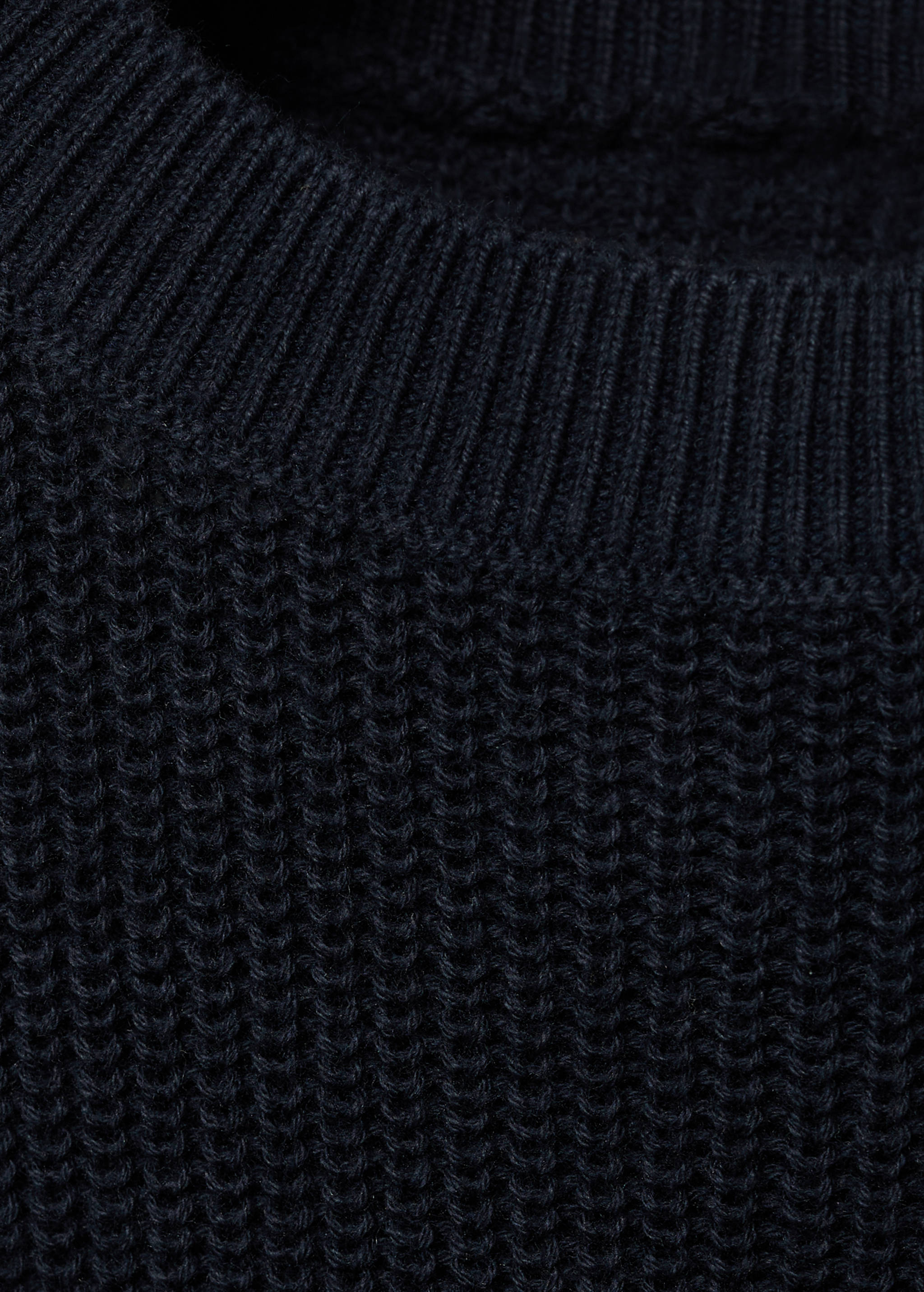 Plain knitted dress - Details of the article 0