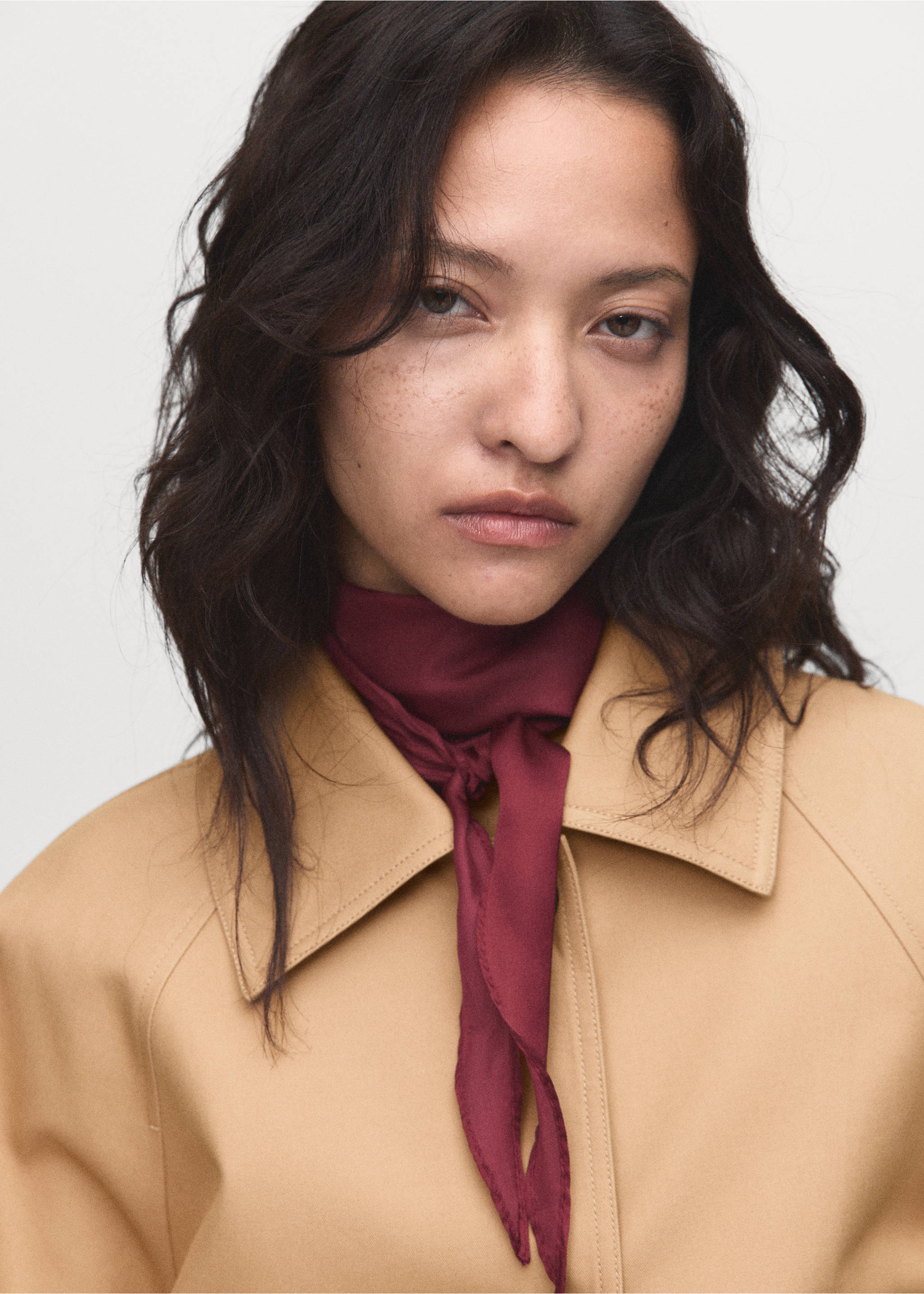 Oversized parka with epaulettes - Details of the article 1, Beige. Ref: 17095164-00.