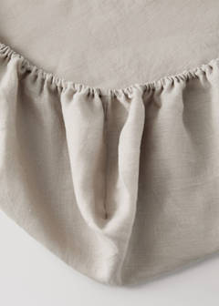 Washed linen fitted sheet for cot — Medium Brown 1
