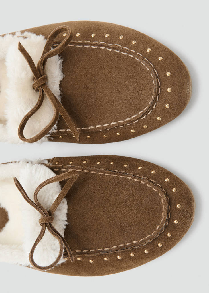 Sheepskin studded moccasins — Leather