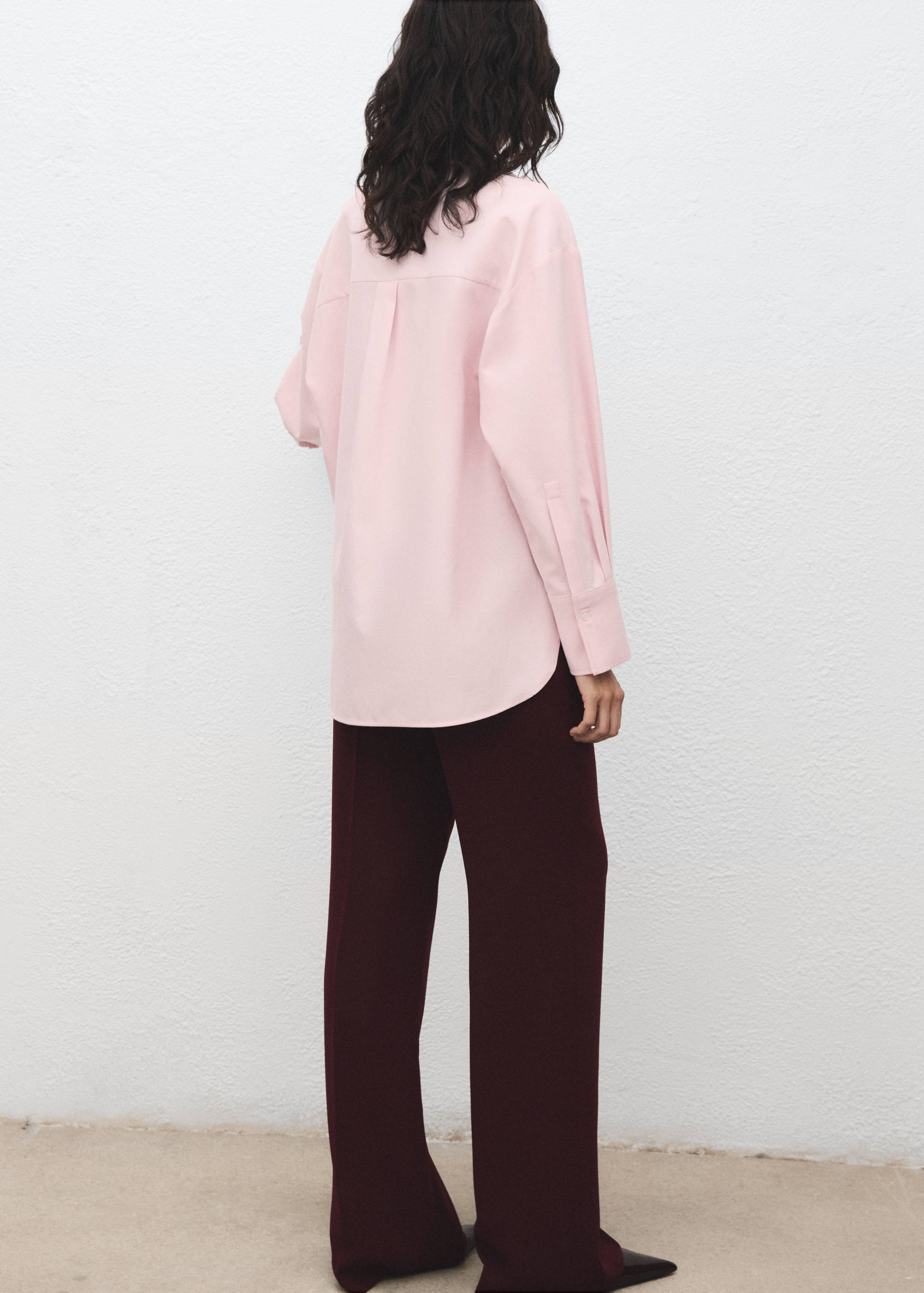 Pocket oversize shirt - Reverse of the article