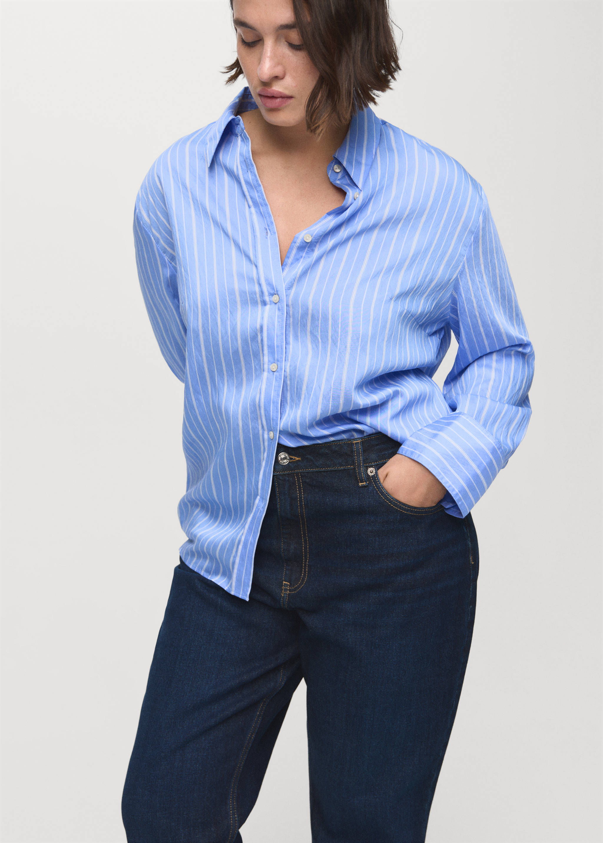 Striped straight shirt - Details of the article 5