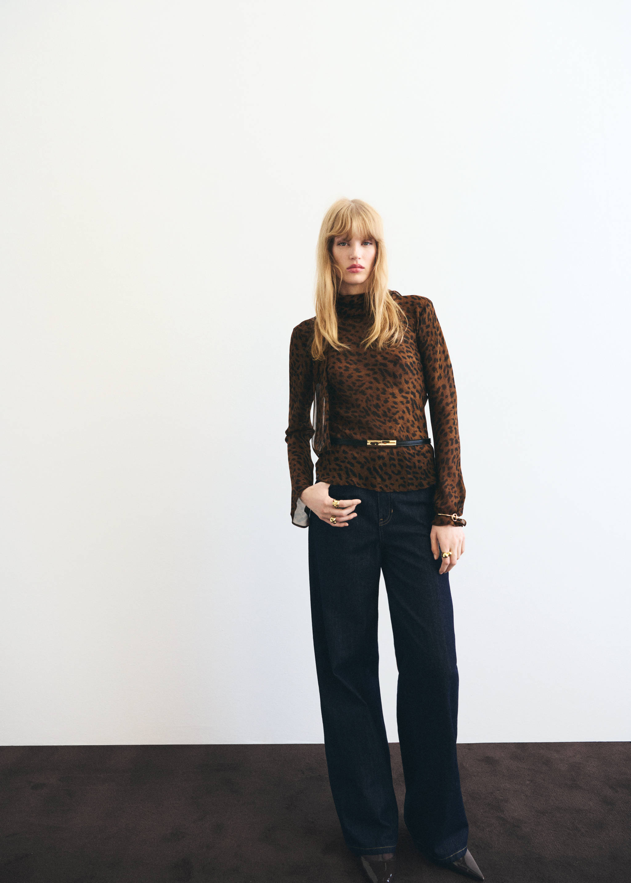 Leopard-print blouse with scarf - General plane