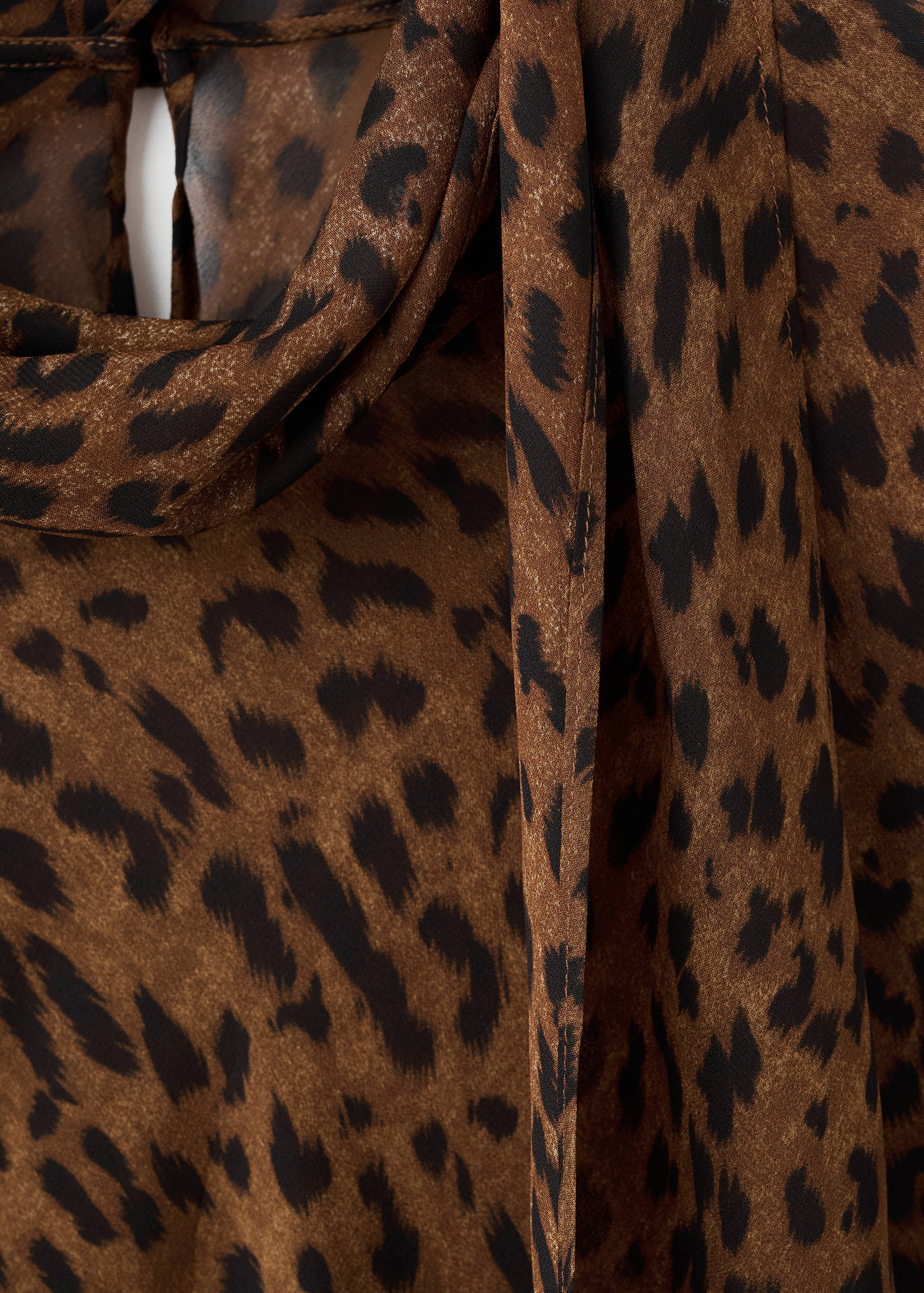 Leopard-print blouse with scarf - Details of the article 8