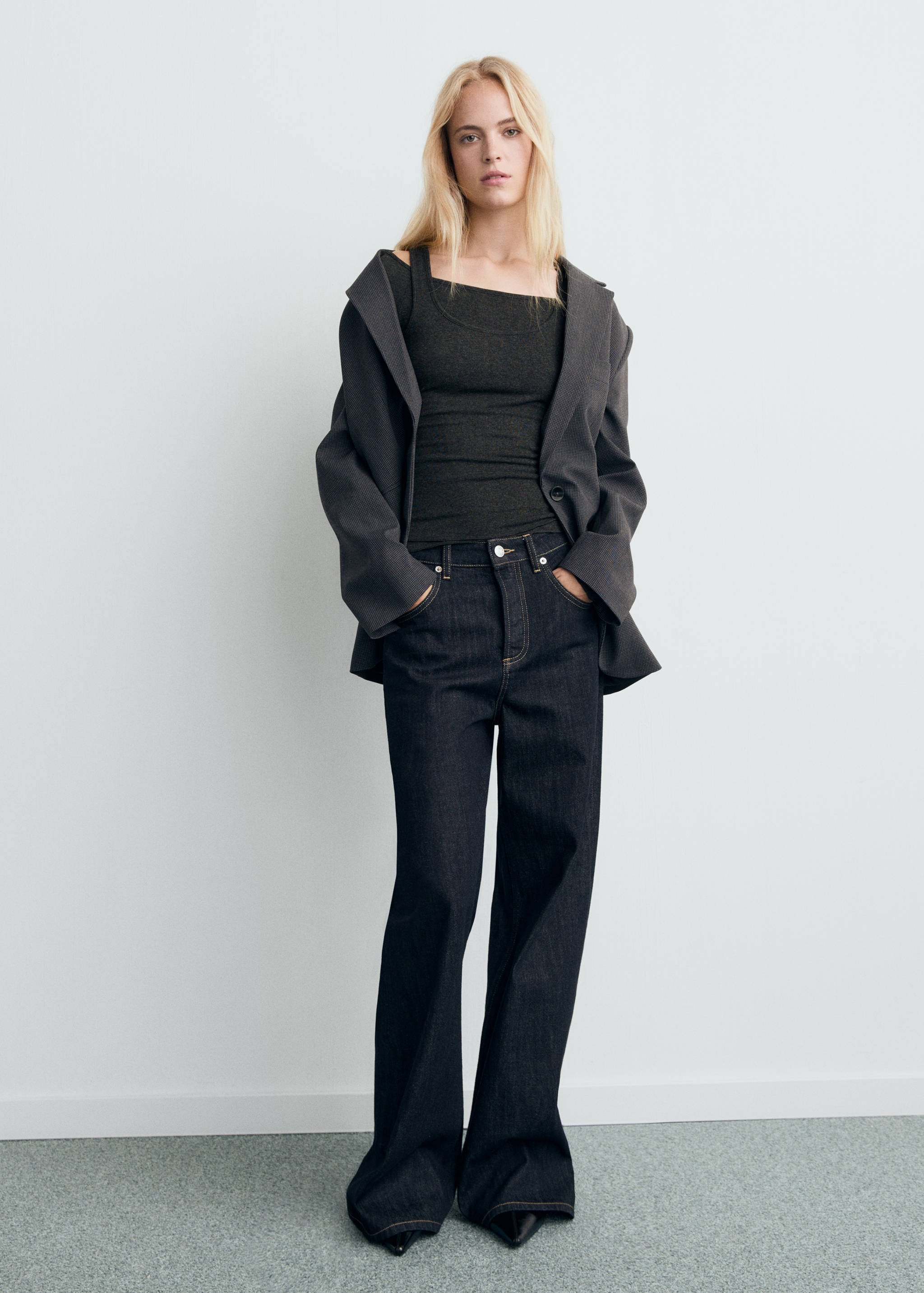 Combined crew neck sweater - General plane