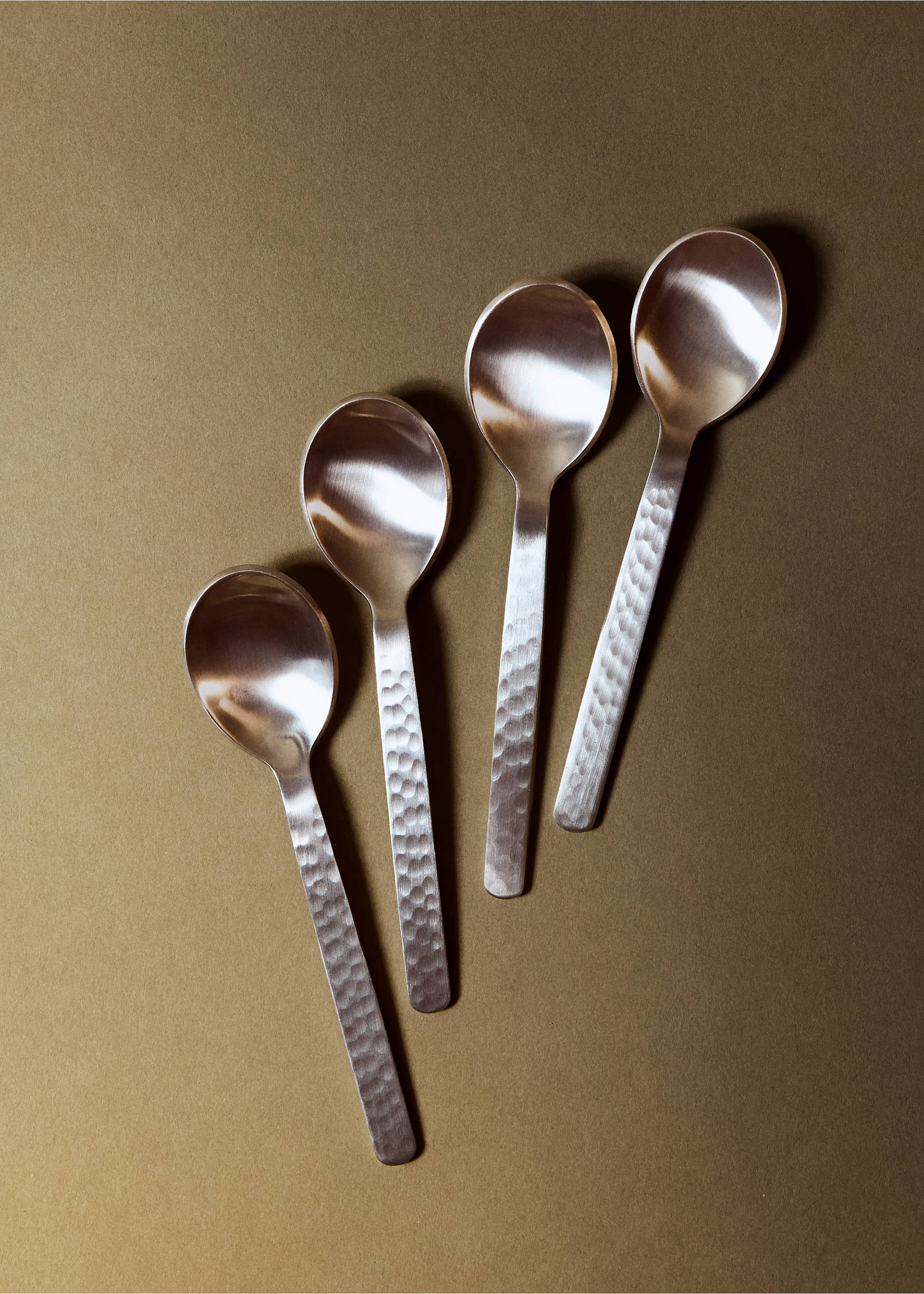 Set of 4 hammered stainless steel dessert spoons - General plane, Silver. Ref: 17095821-00.