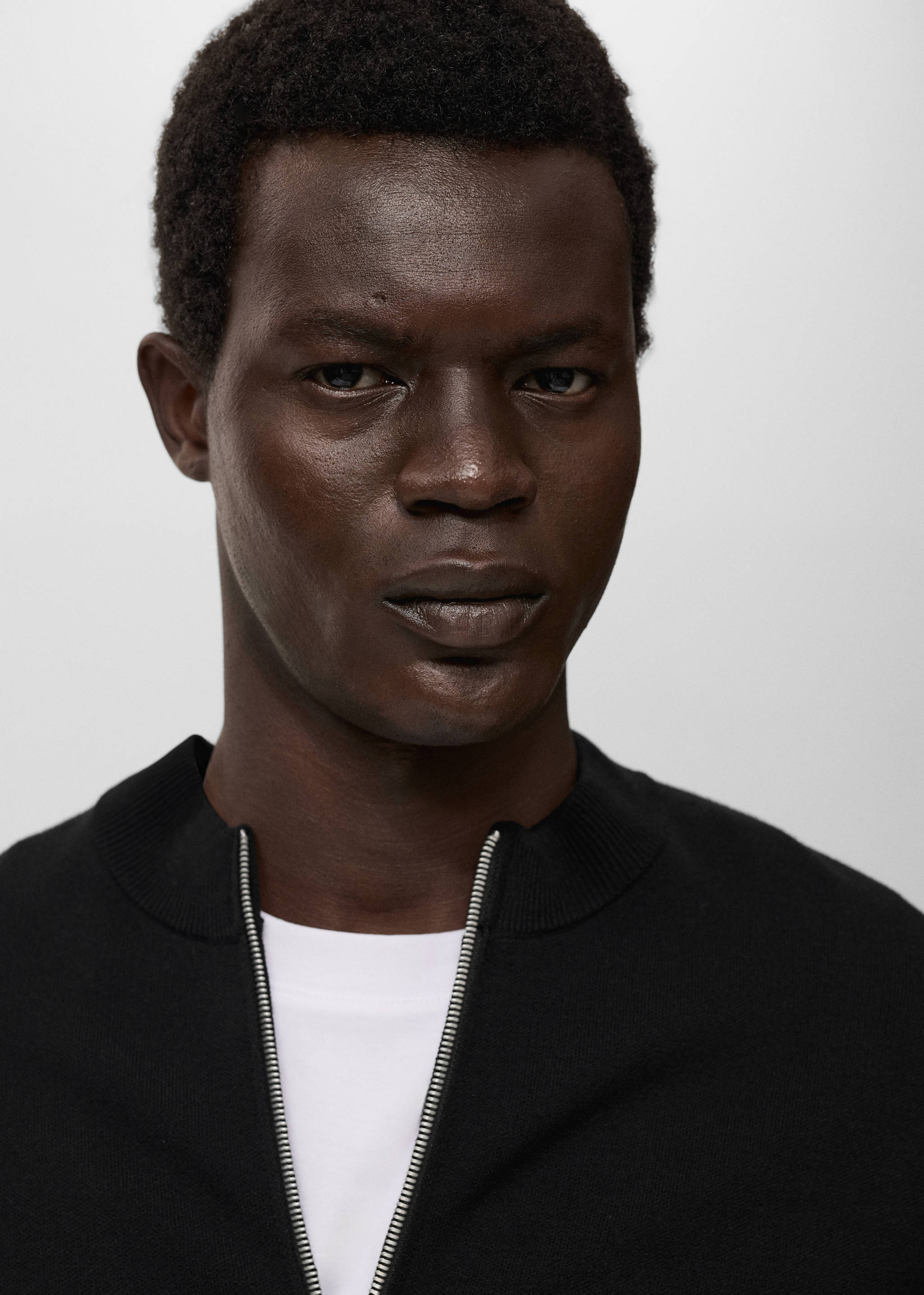 Zipped knit cardigan - Details of the article 1