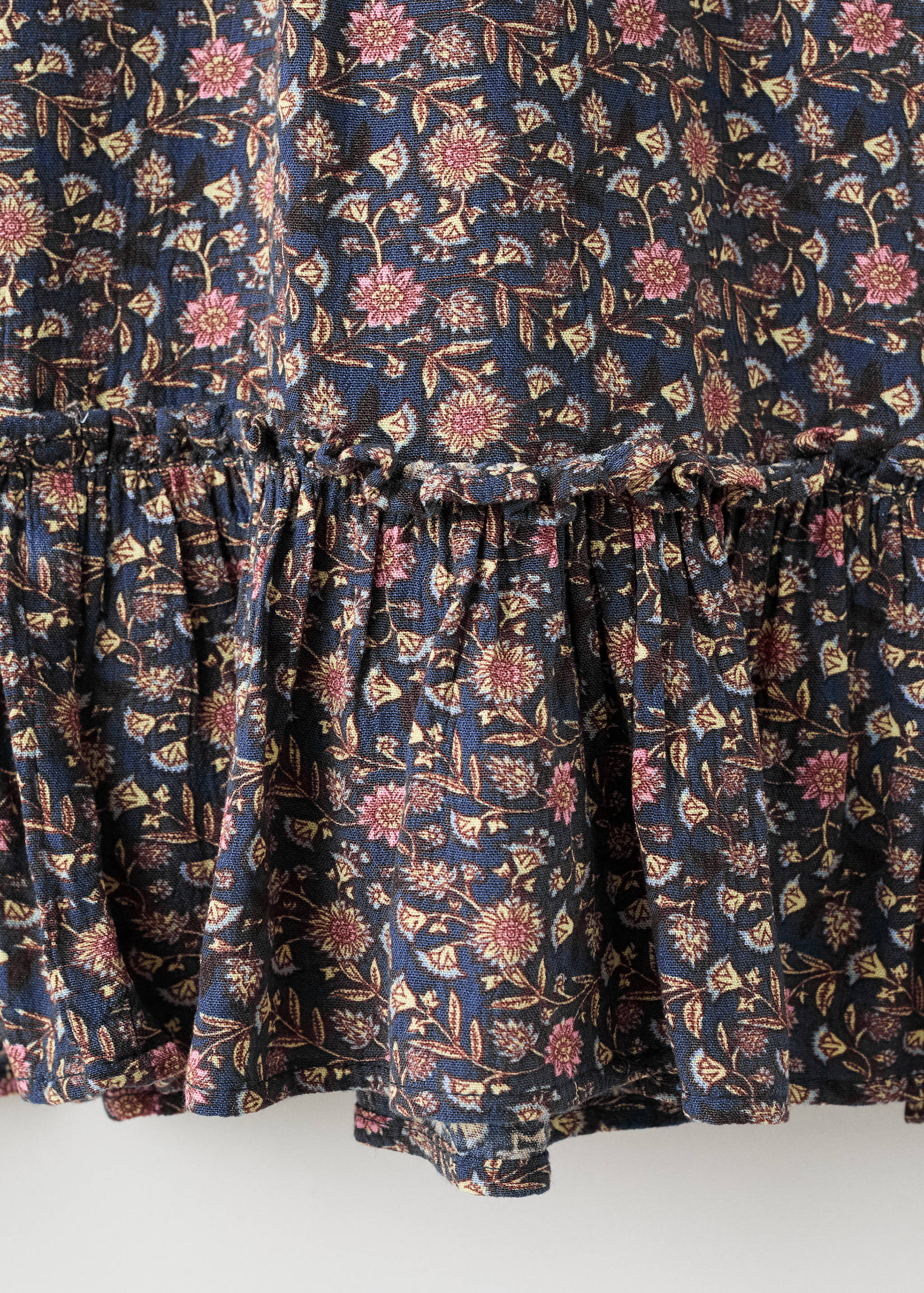 Ruffled printed dress - Details of the article 0