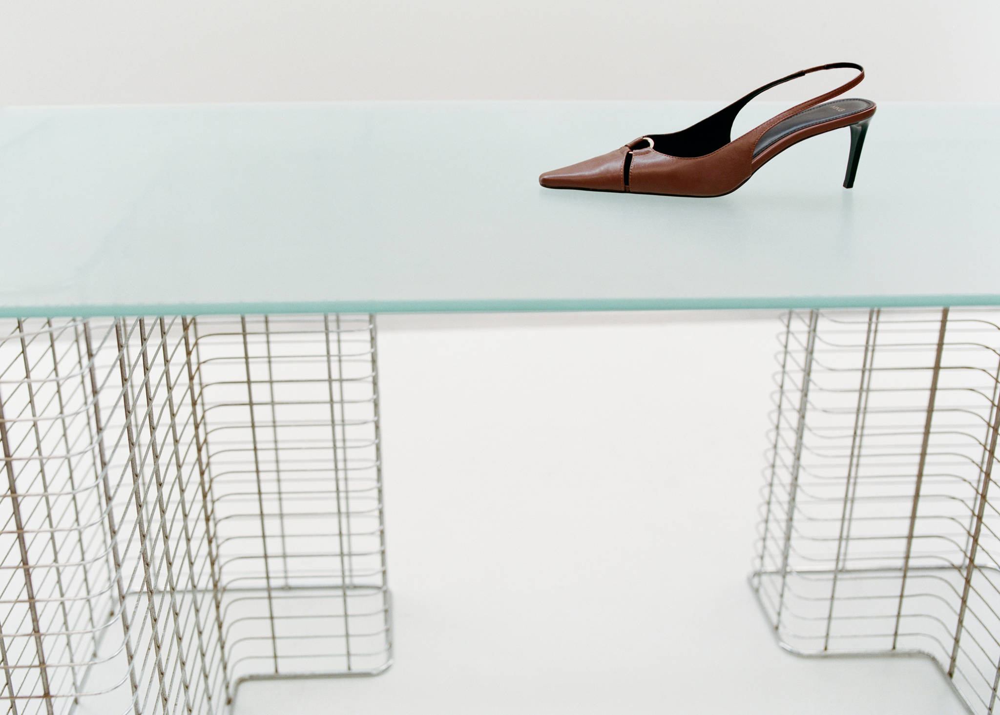 Leather heeled shoes with ring - Panoramic plane