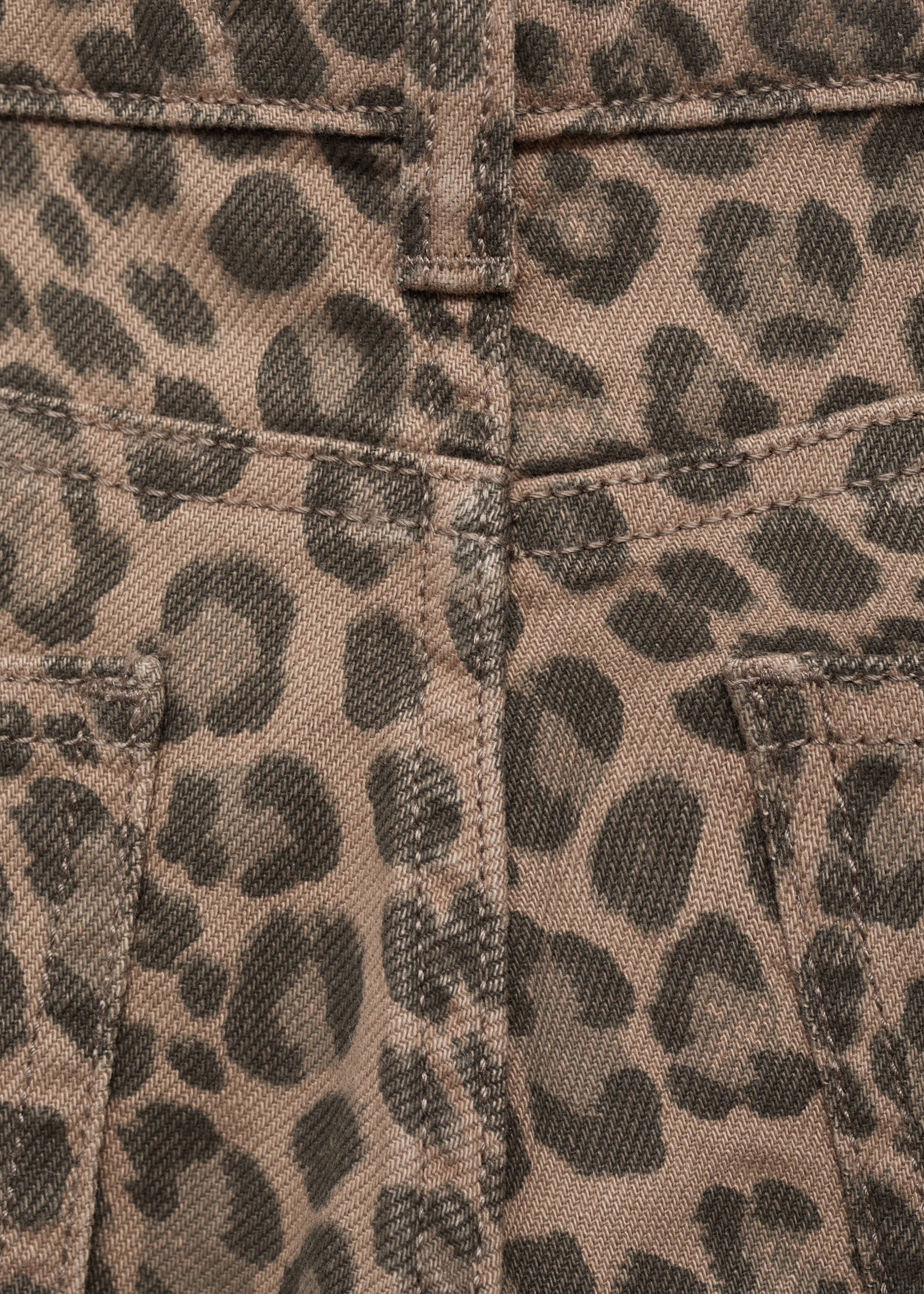 Animal print jeans - Details of the article 8