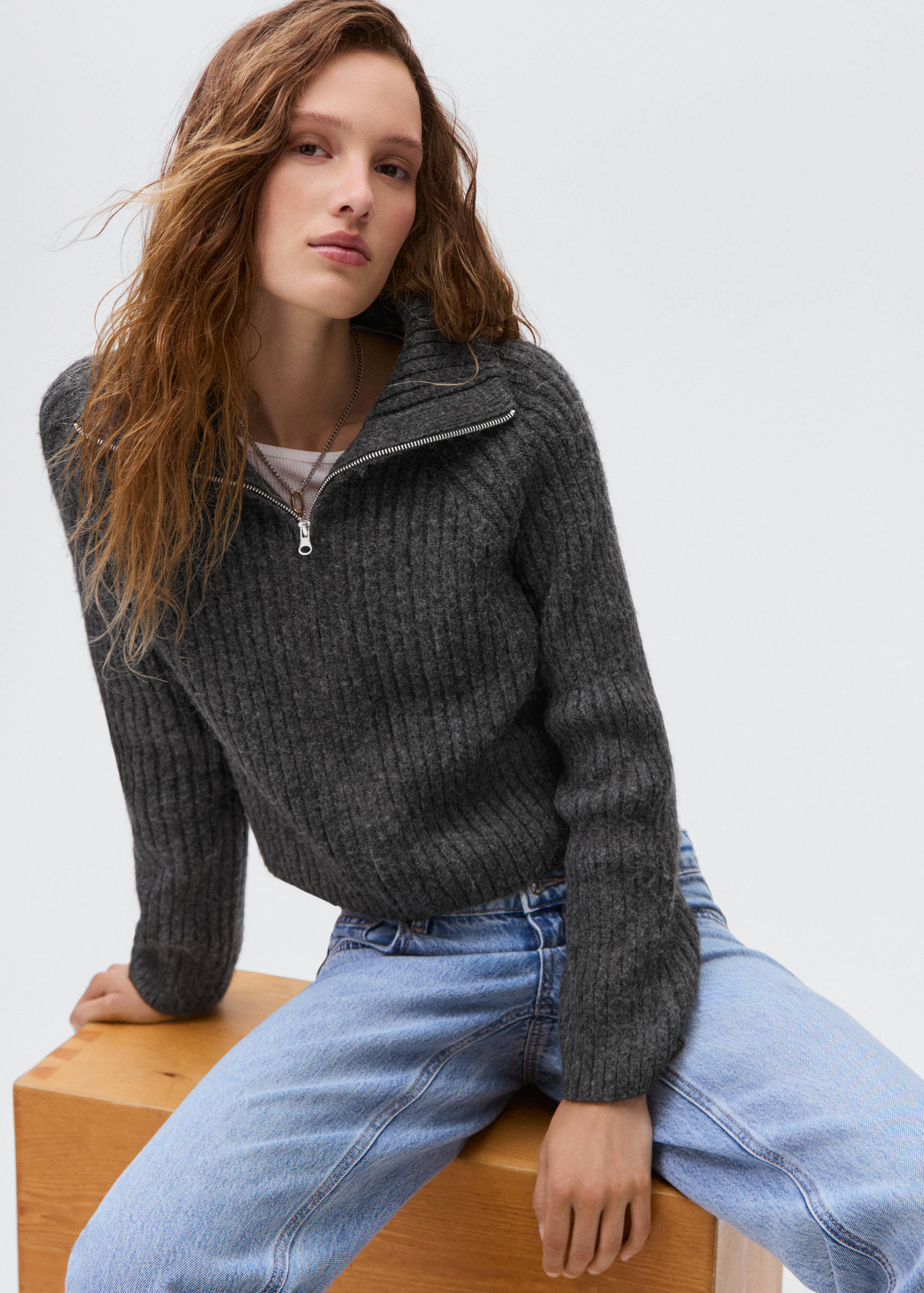 Cardigan de malha com fecho de correr - Pormenor do artigo 2