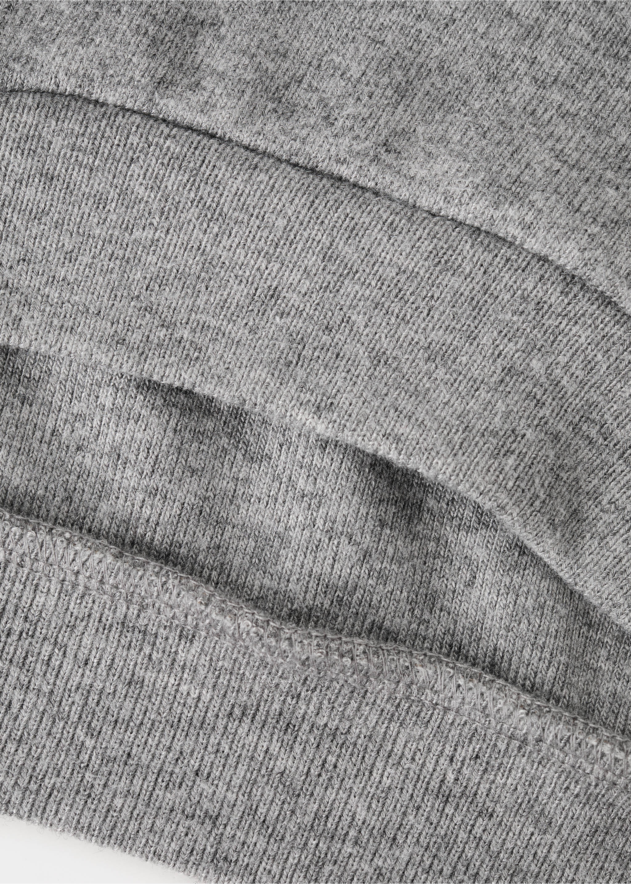 Sudadera detalle volantes - Detalle del artículo 0, Gris medio vigoré. Ref: 17096338-00.
