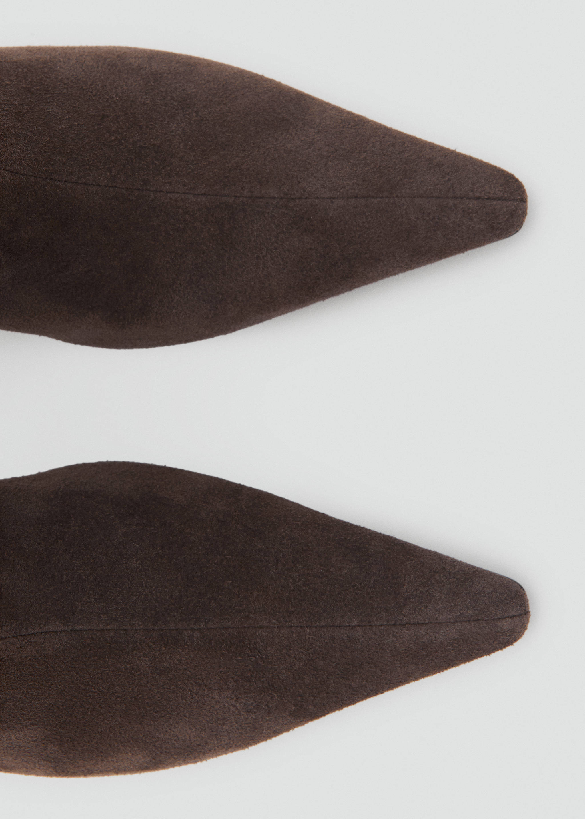 Suede kitten-heel boots - Details of the article 2