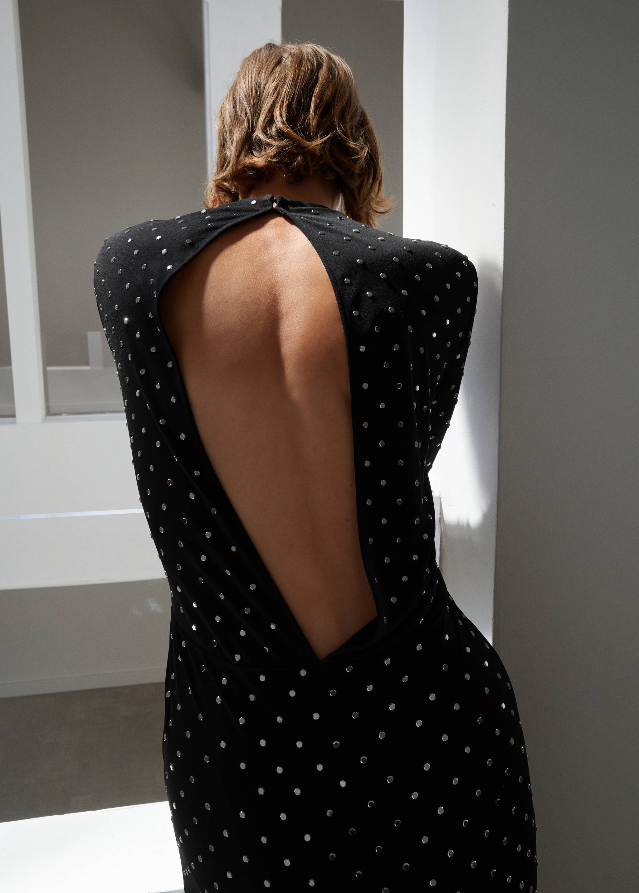 Crystal open-back dress - Reverse of the article