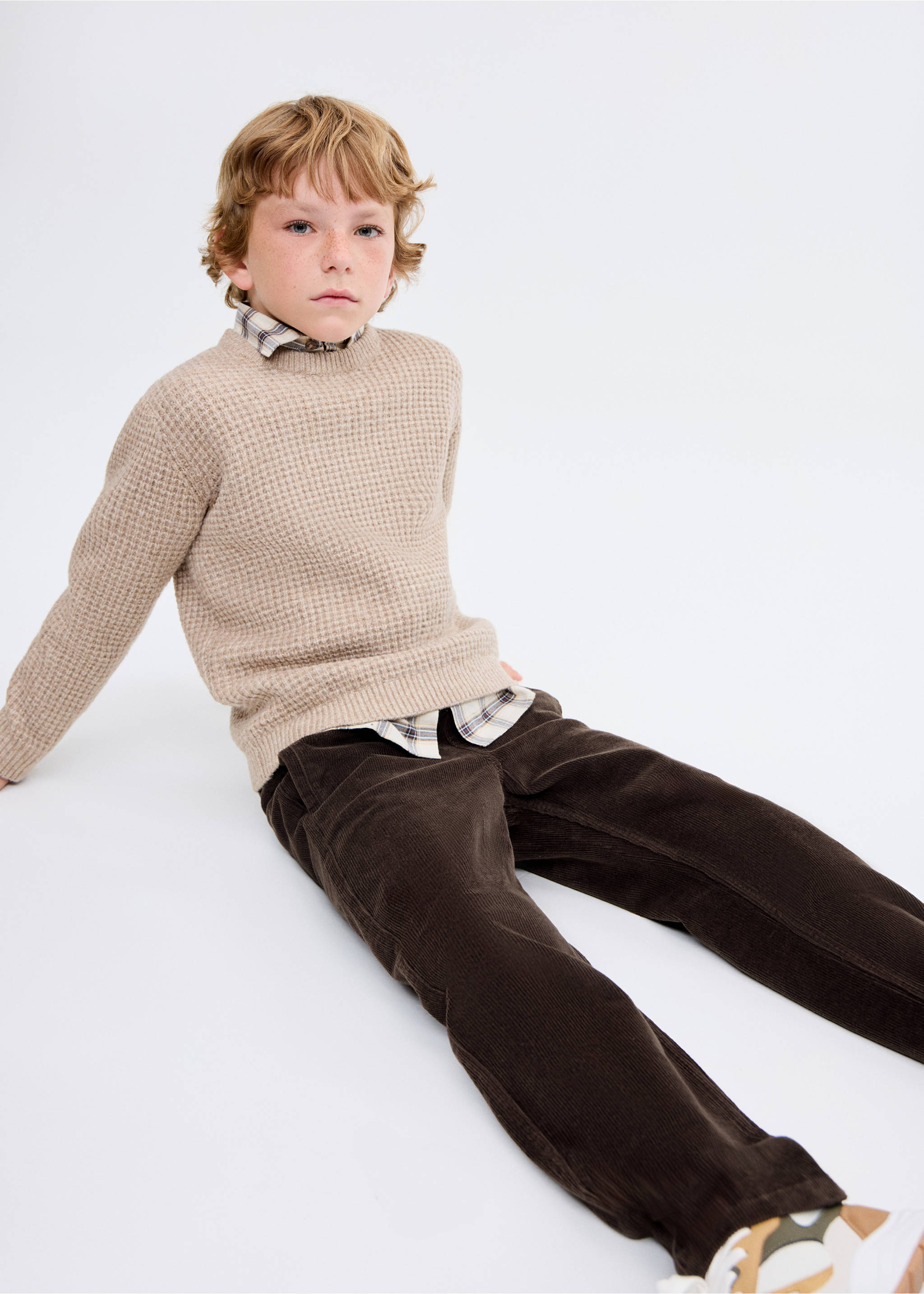 Straight-leg corduroy trousers - Medium plane, Brown. Ref: 17096725-00.