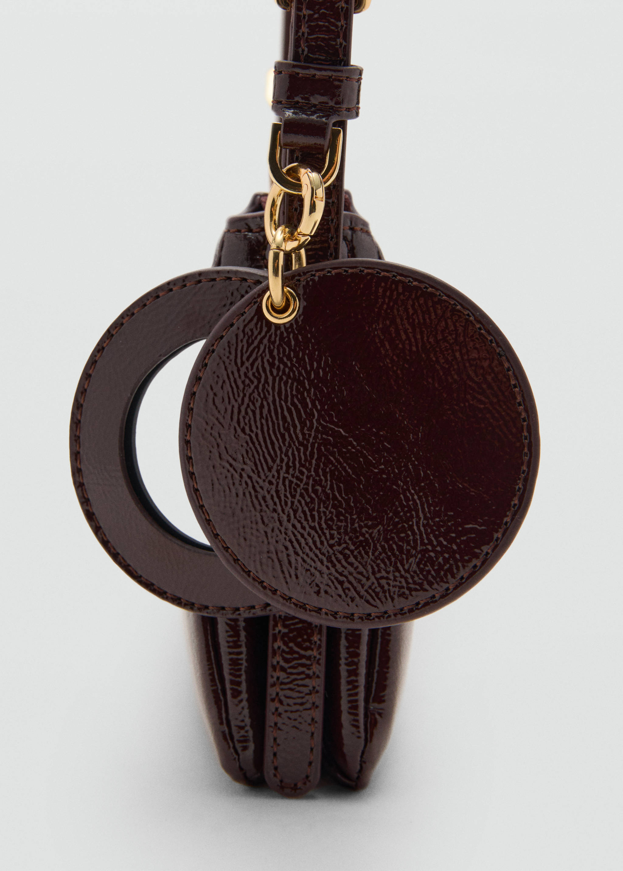 Lesklá taška přes rameno - Detail zboží 2