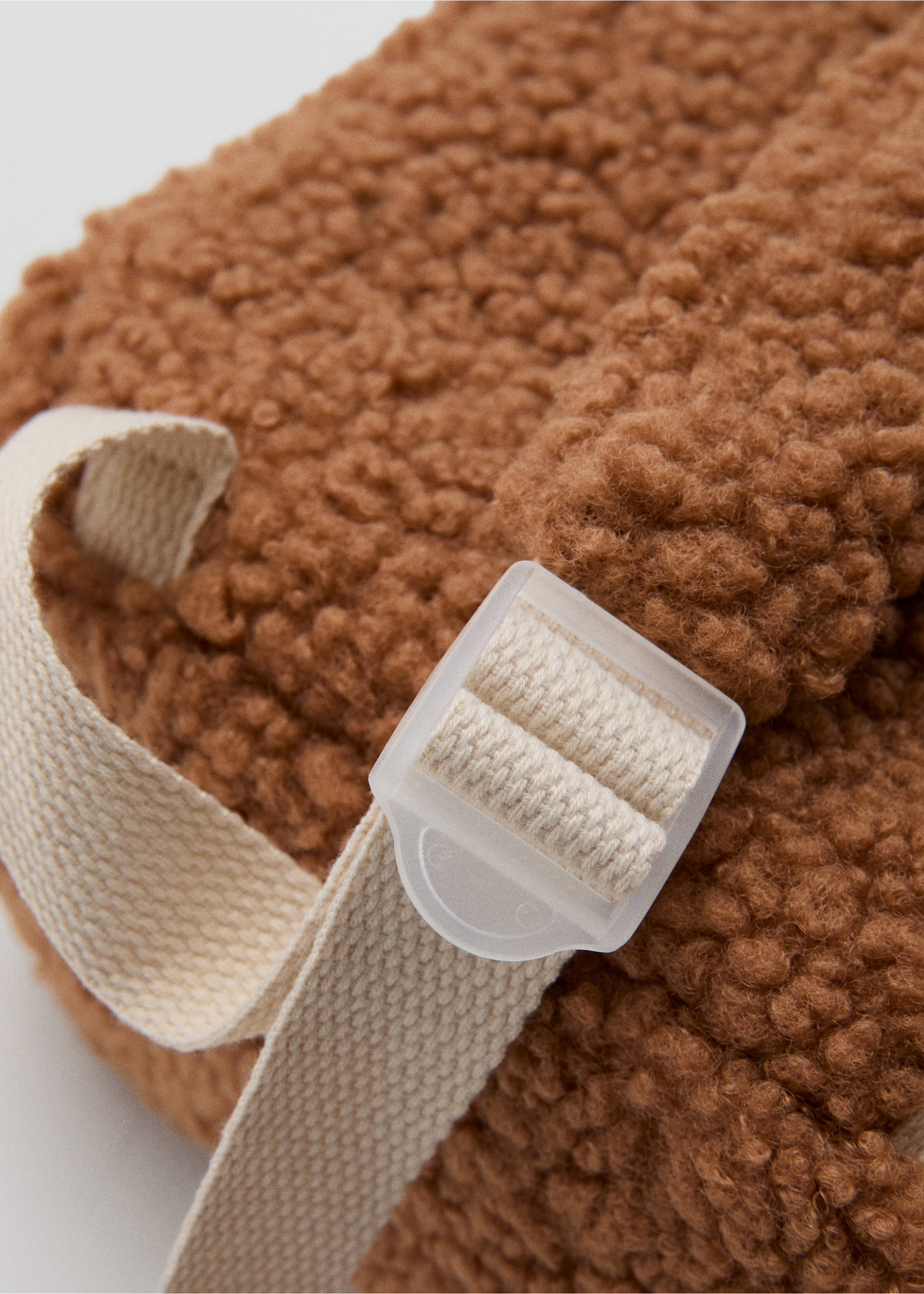 Teddy bear sherpa backpack - Details of the article 2, Medium Brown. Ref: 17096741-00.