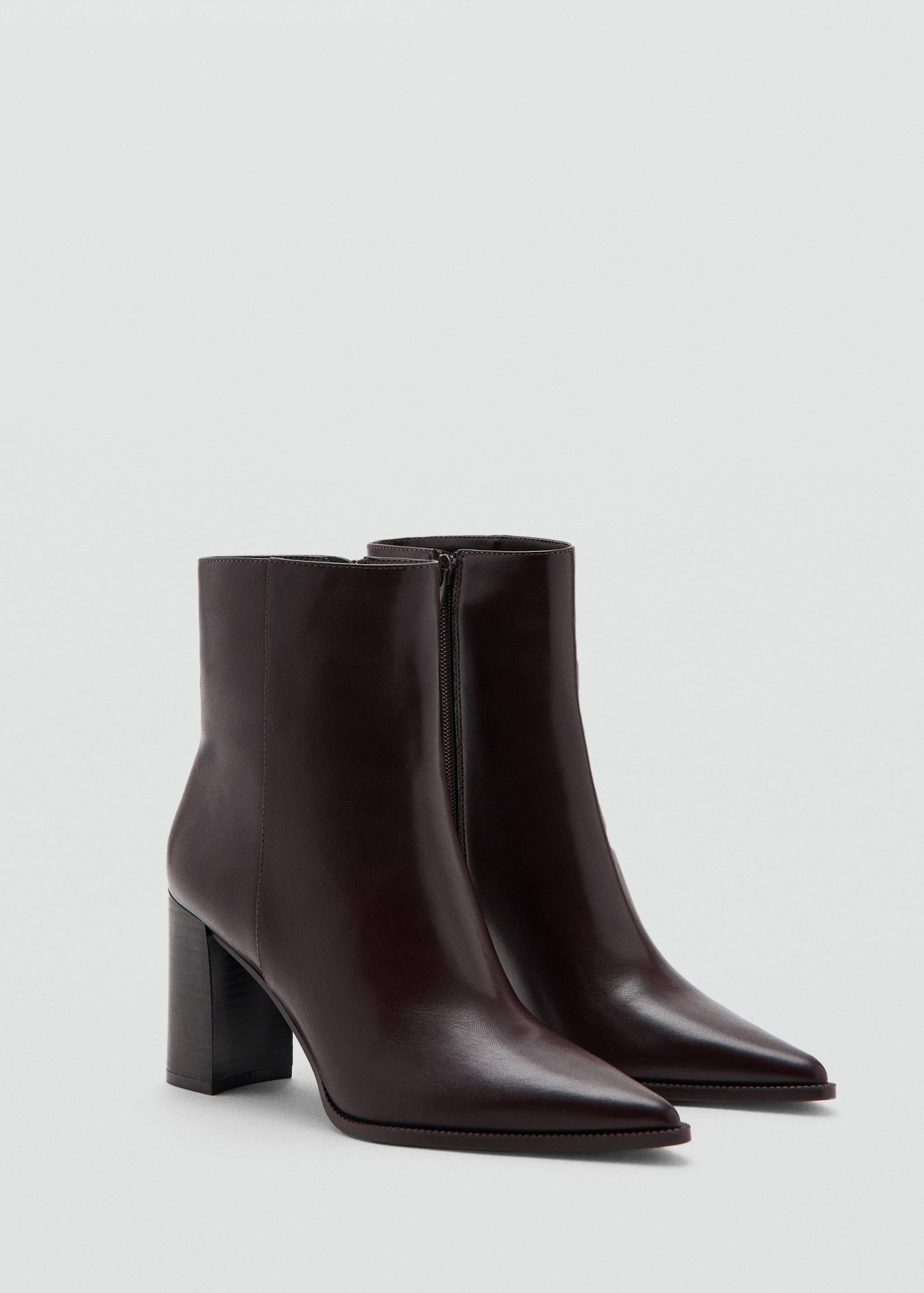Ankle boots with block heel - Medium plane