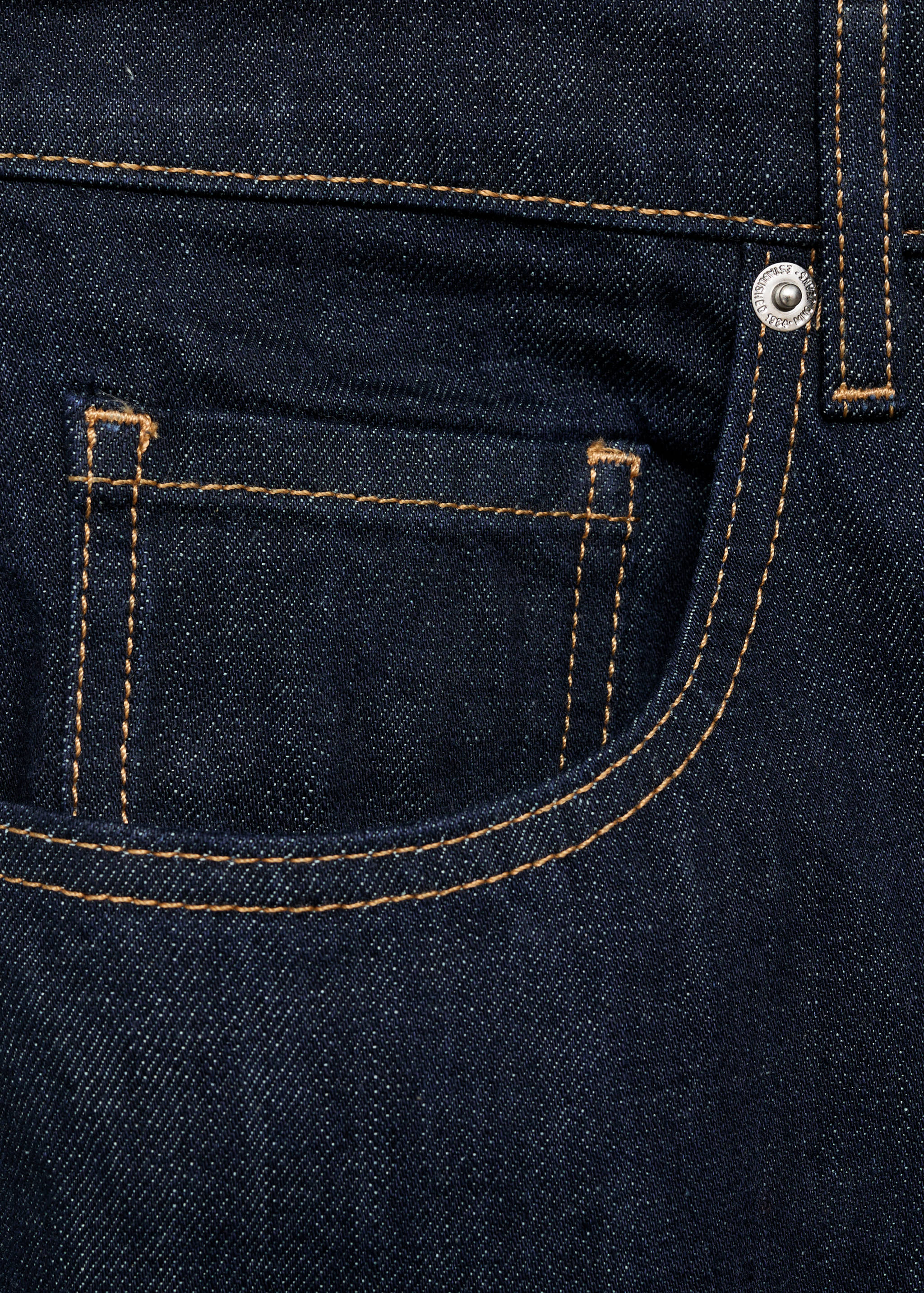 Low-rise wideleg jeans - Details of the article 8
