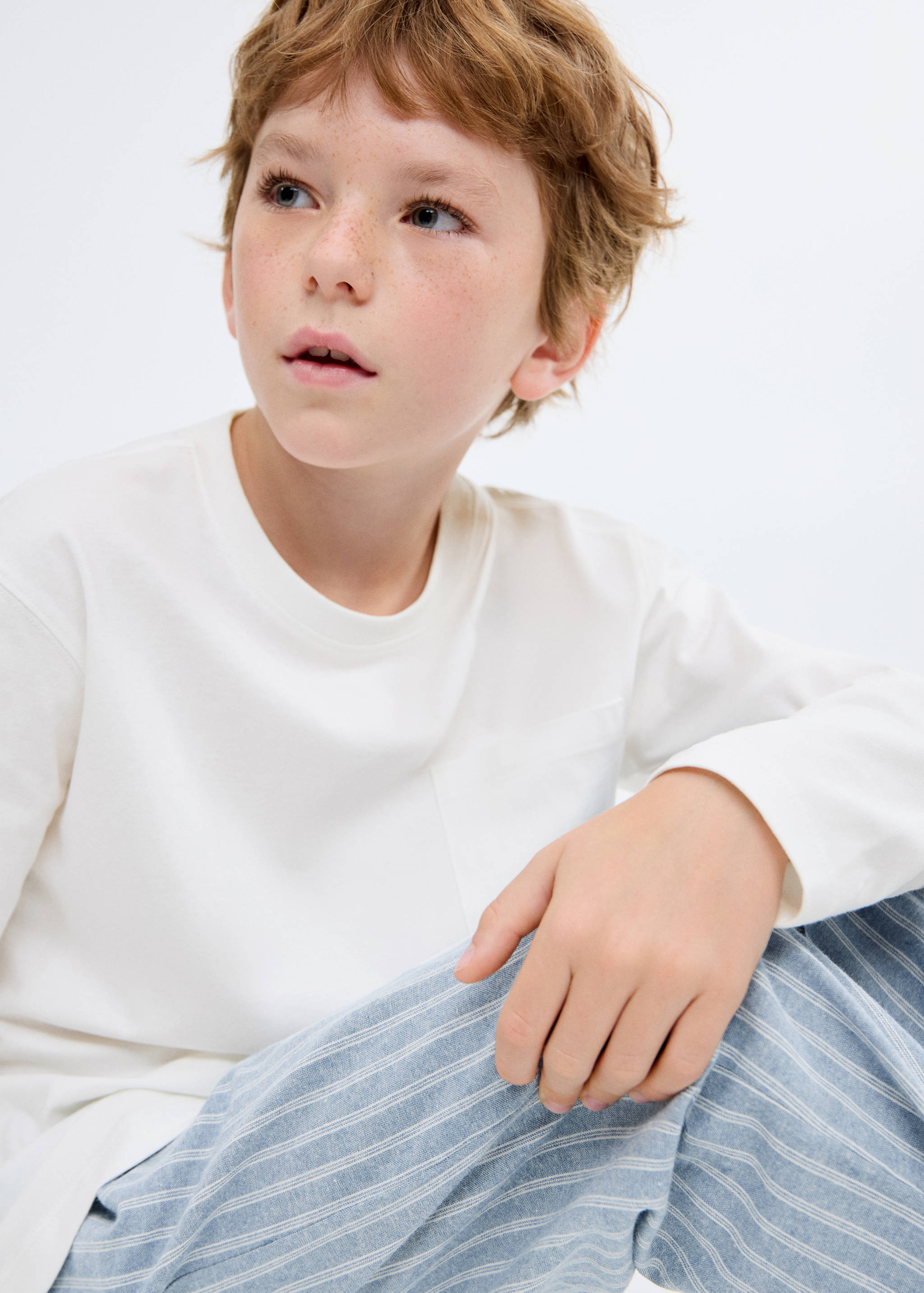 Striped long pyjamas - Medium plane